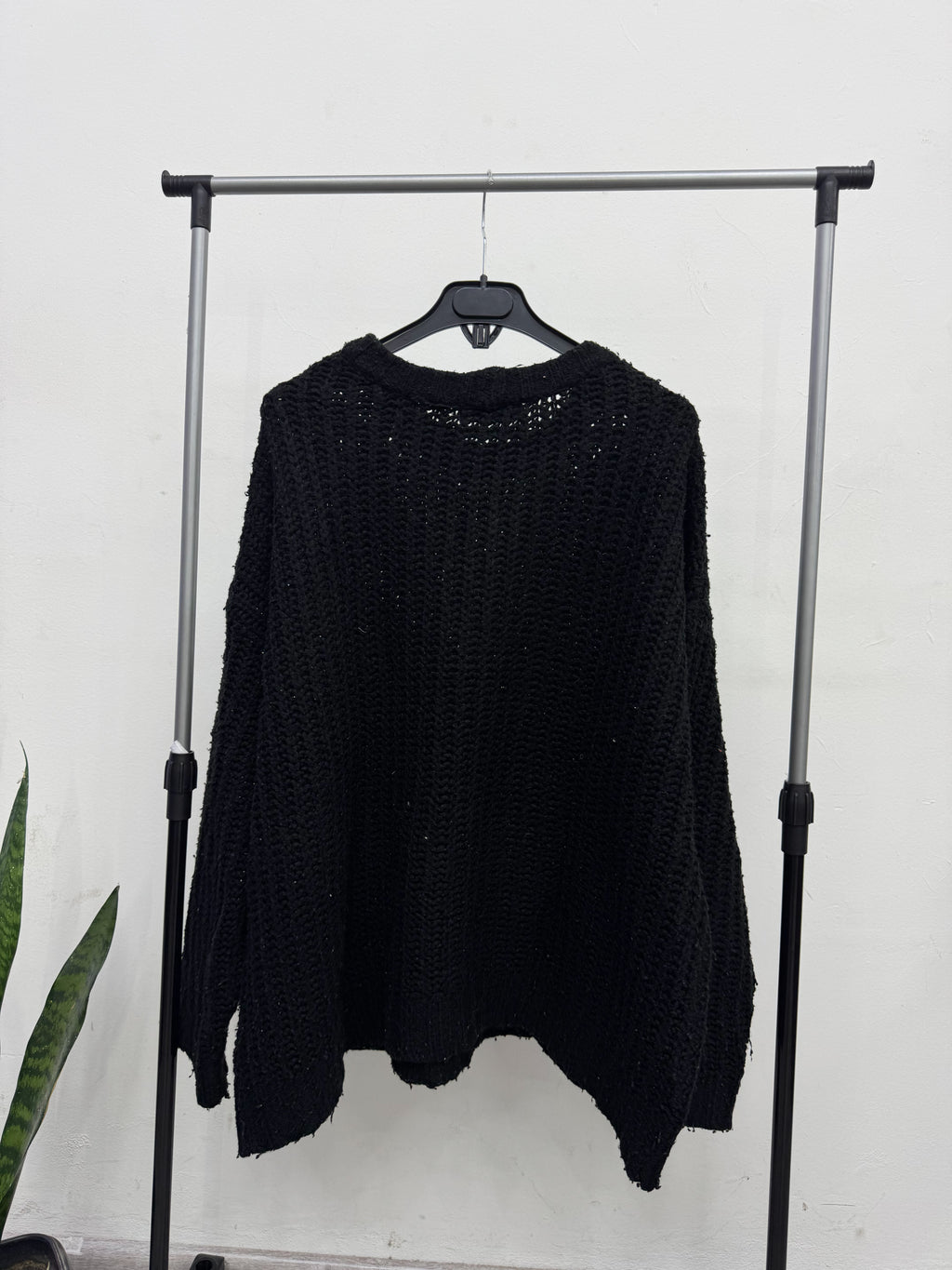 Buzo de lana negro talle L