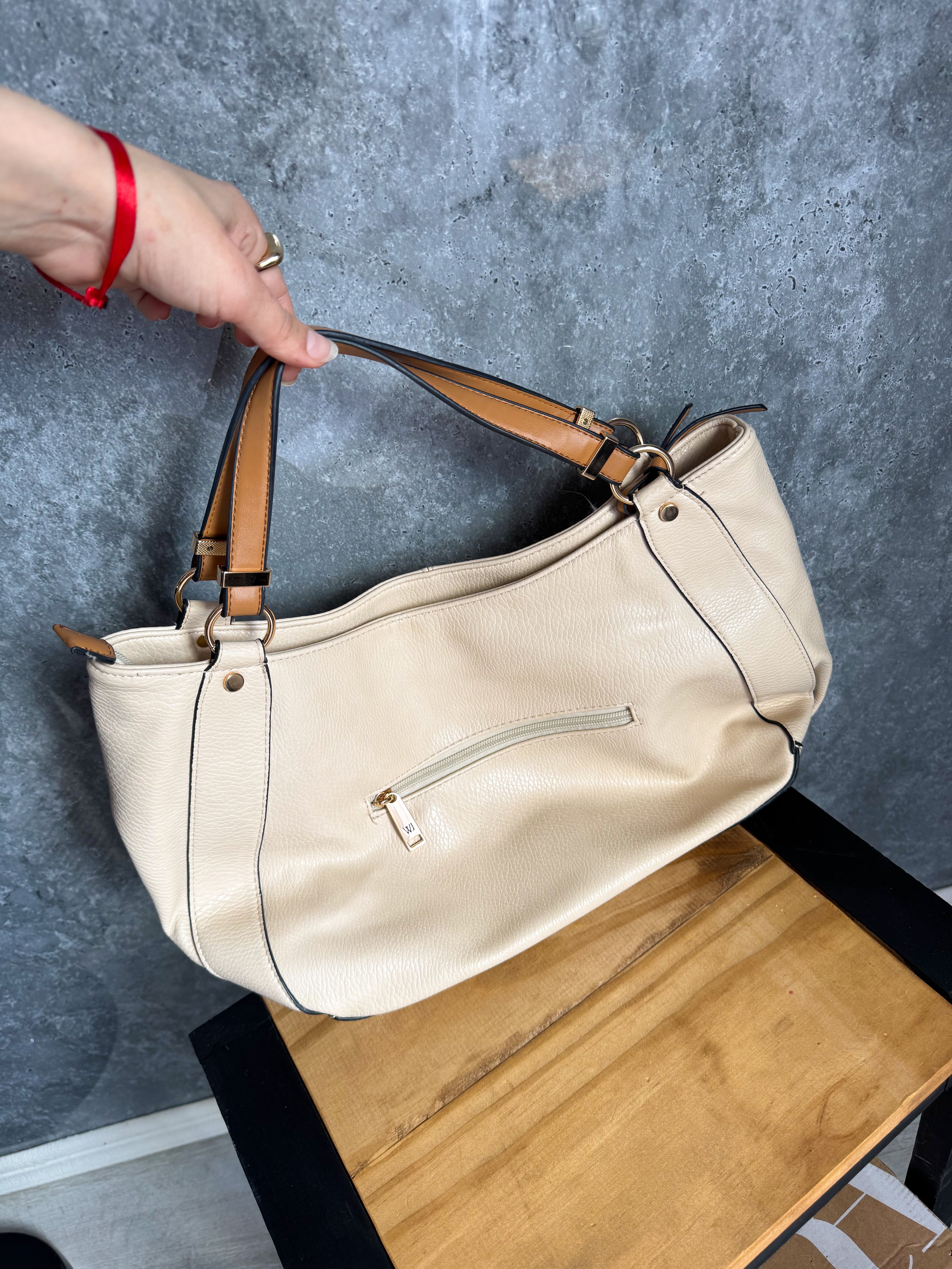Cartera Beige mediana