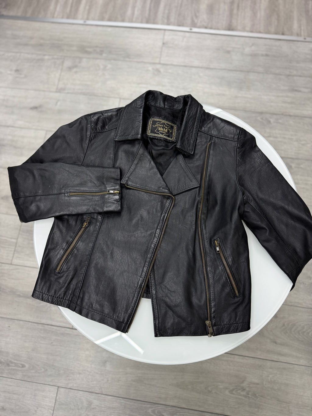 Chaqueta 100% cuero legítimo