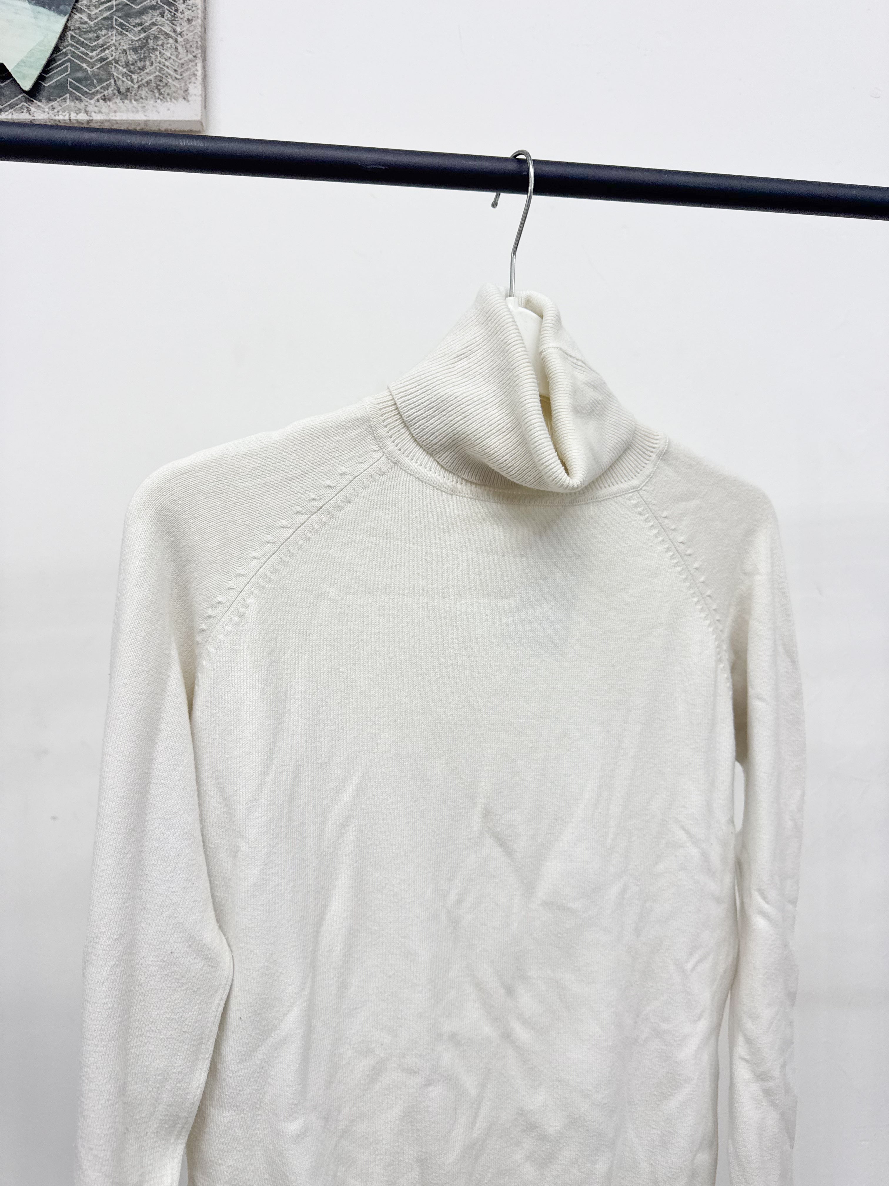 Polera básica blanca