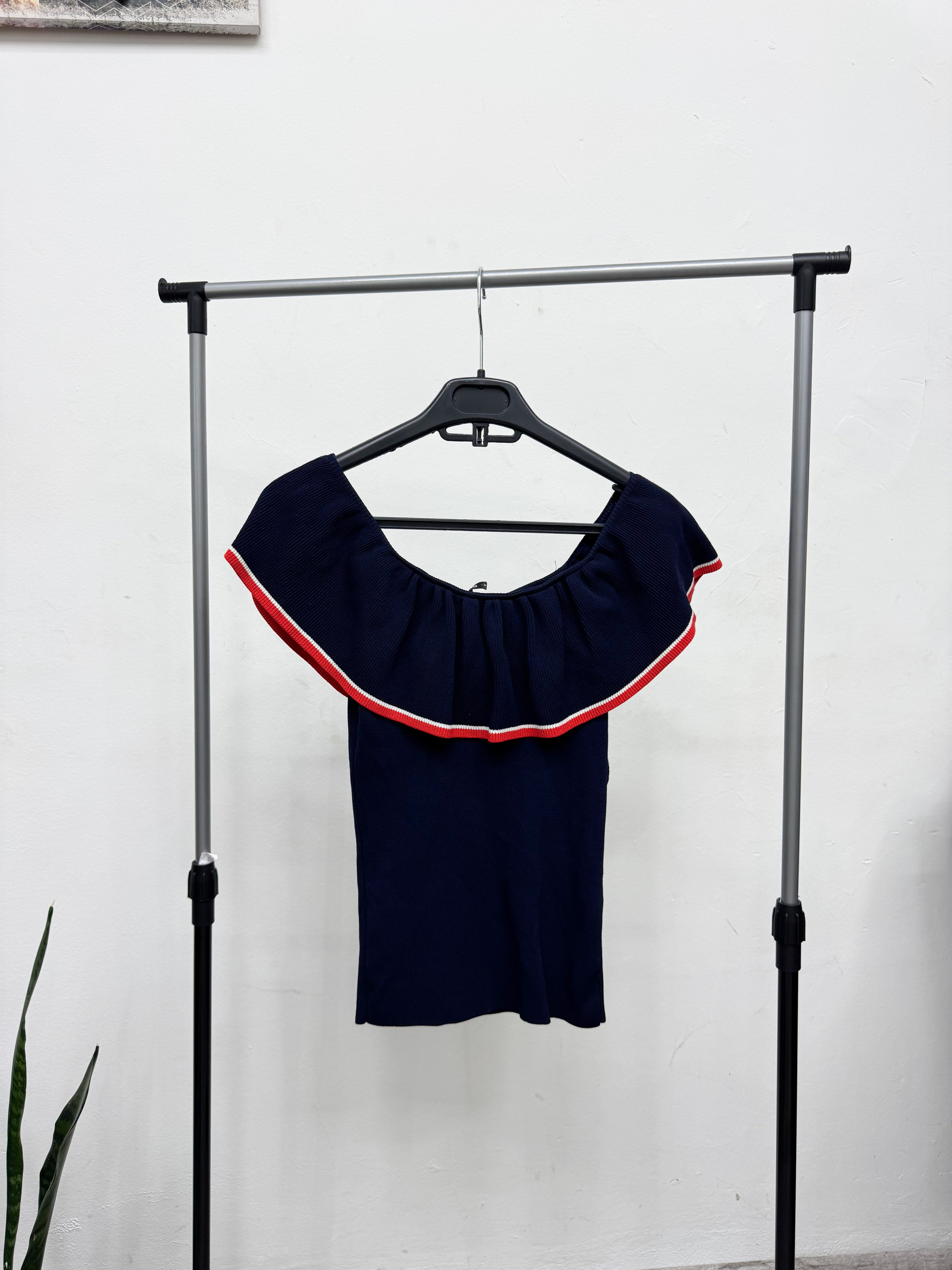 Blusa azul con volados ONLY