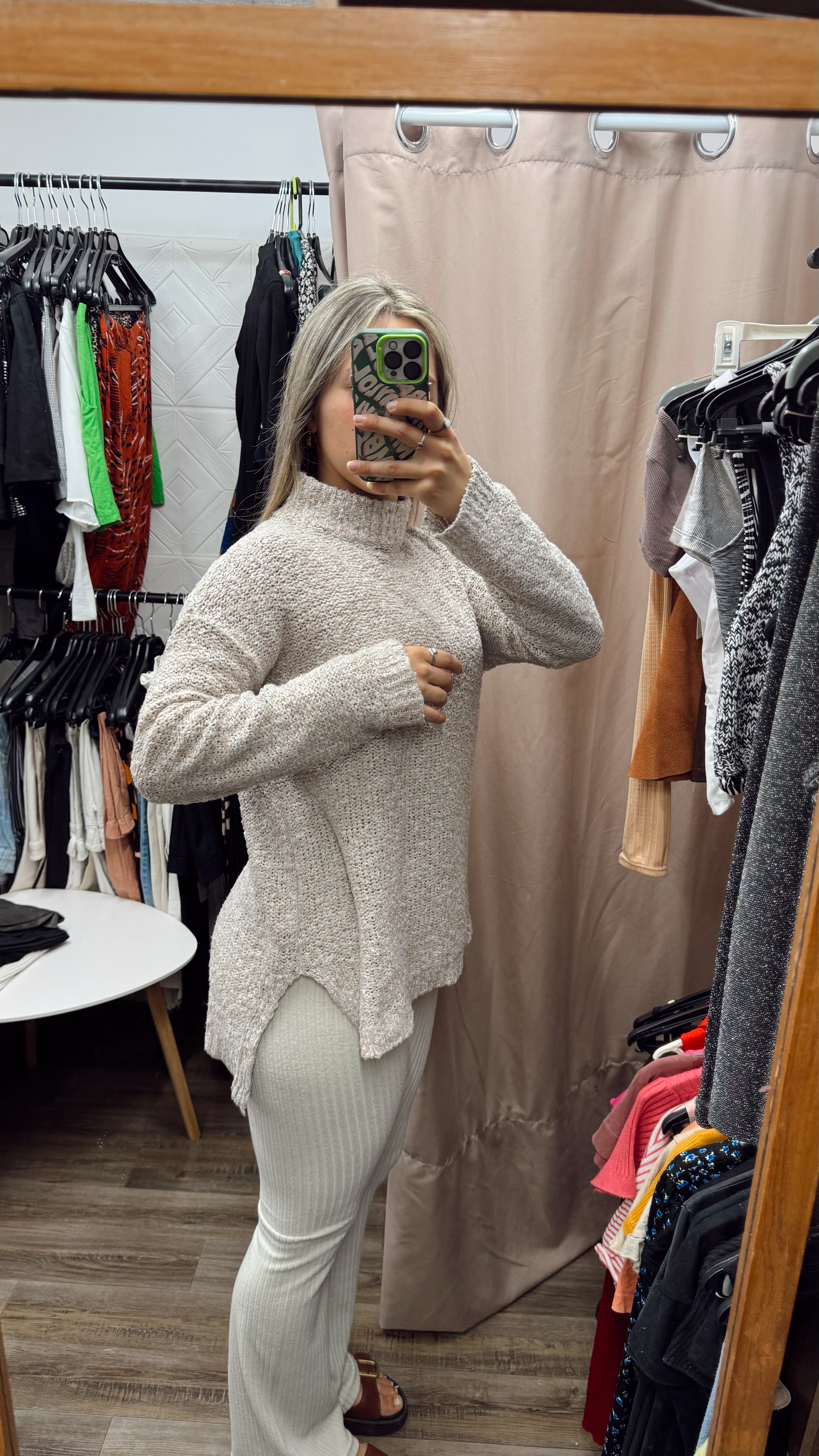 Buzo de lana marrón