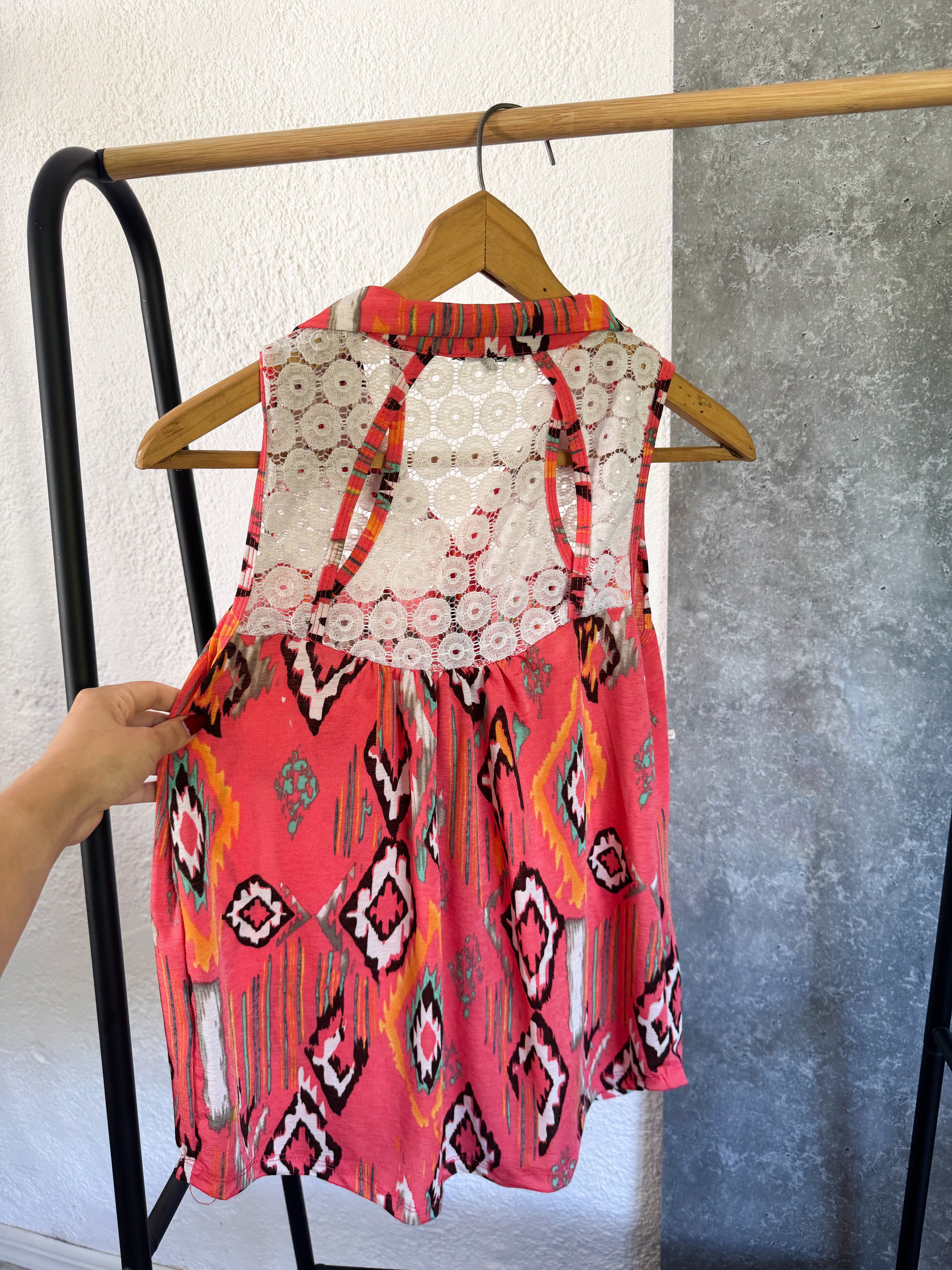 Blusa rosada talle M