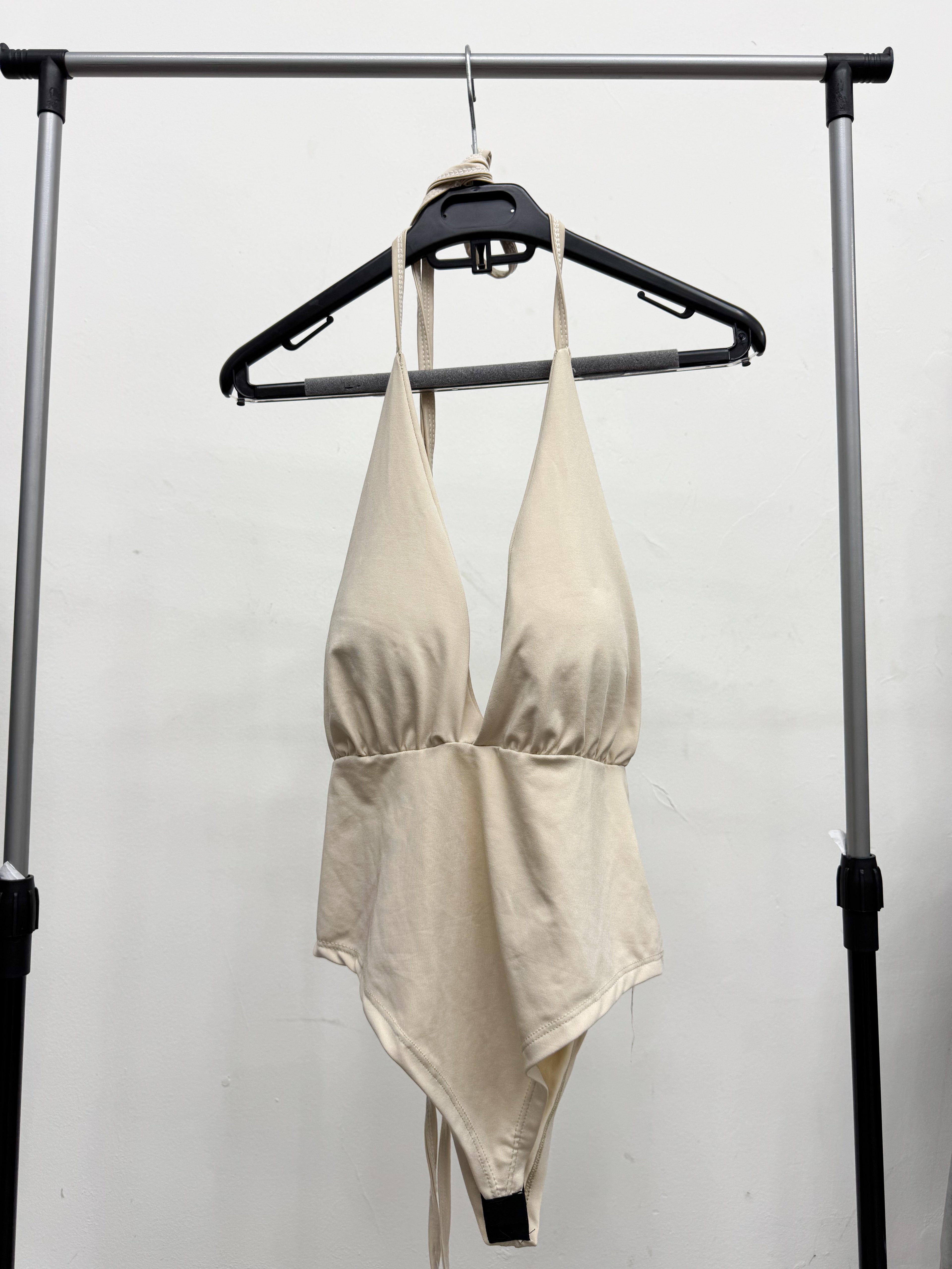 Body beige con push up