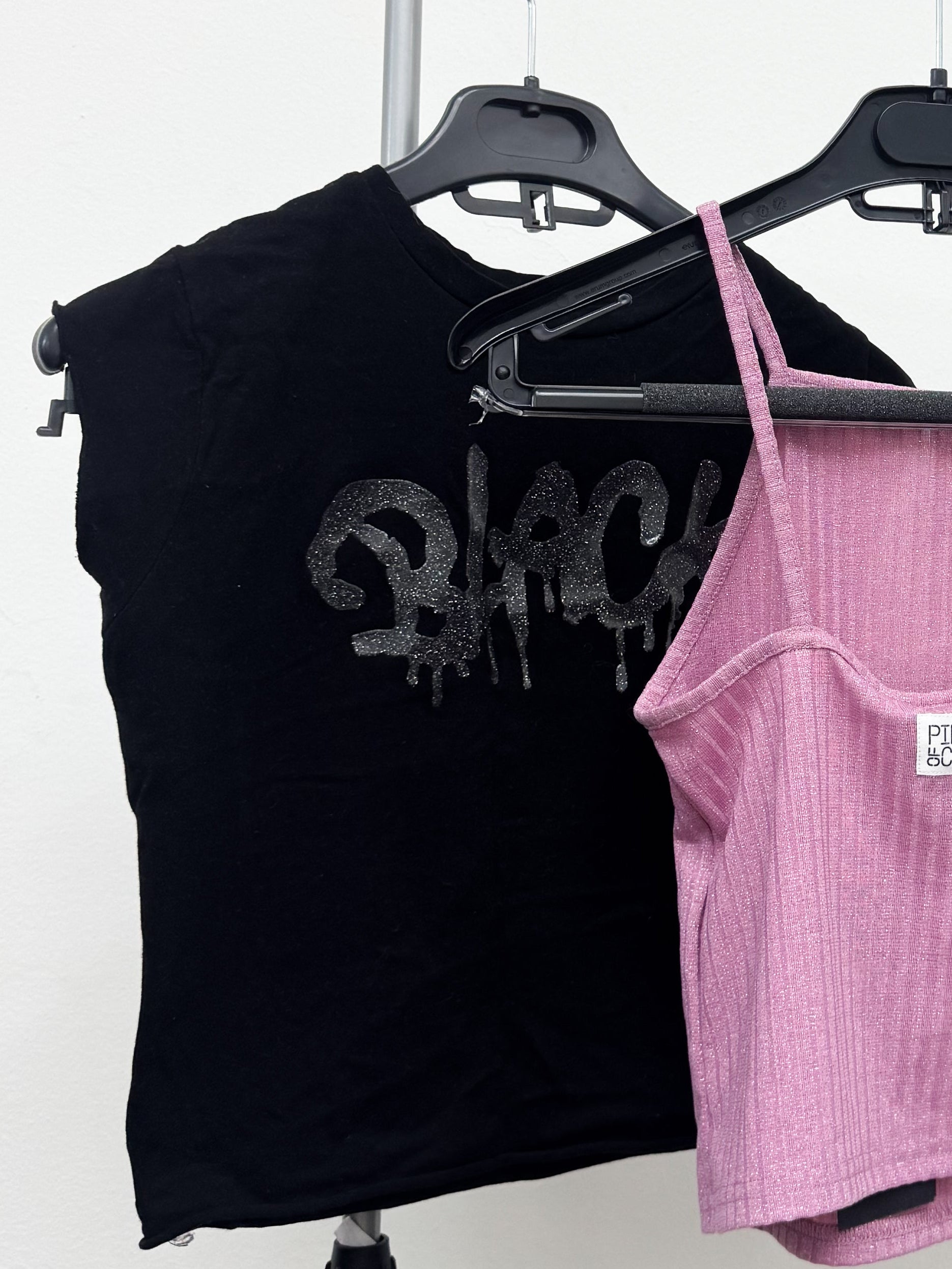 Top/remerita negra “Black”