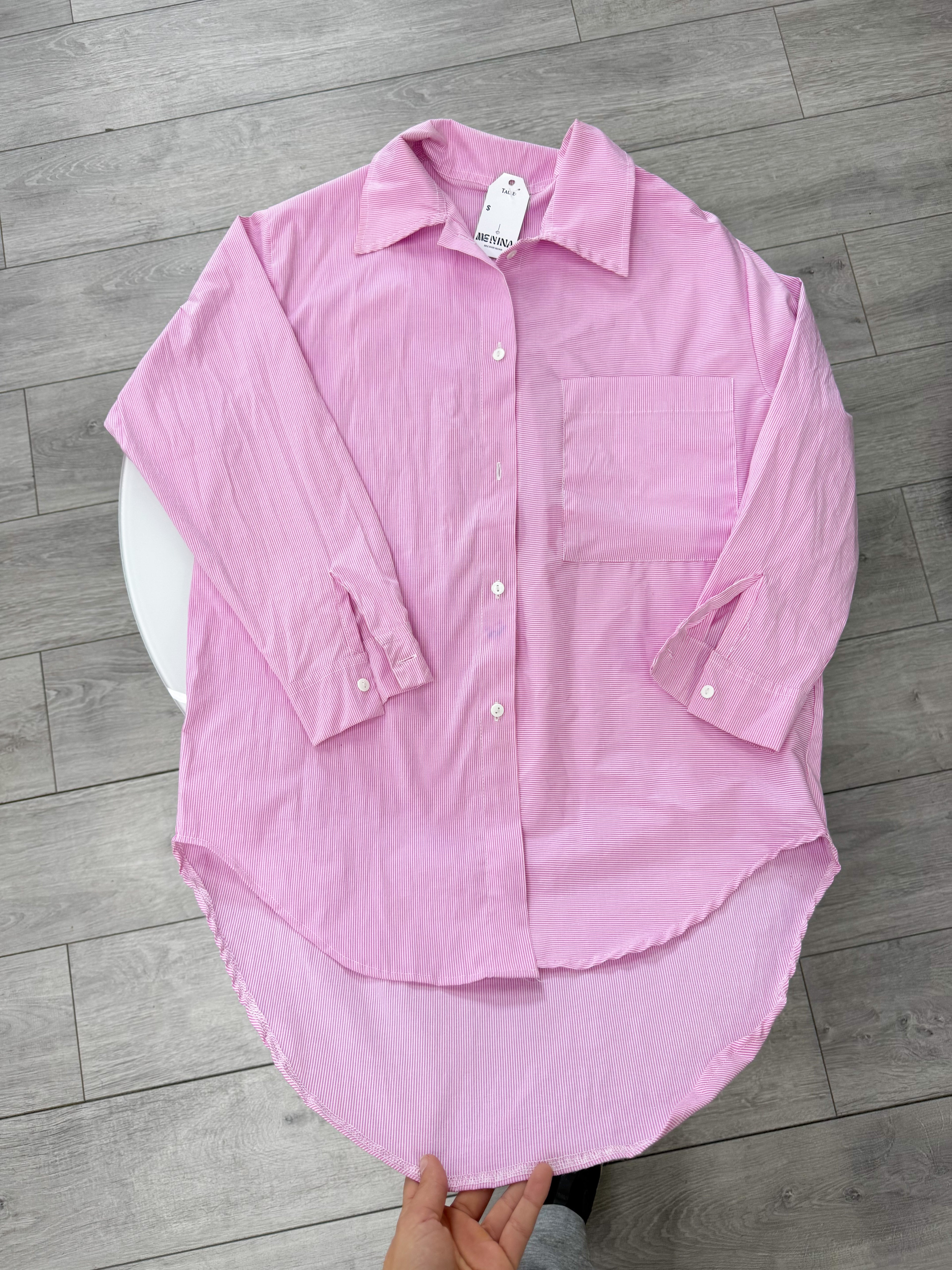 Camisa rosada a rayas talle L
