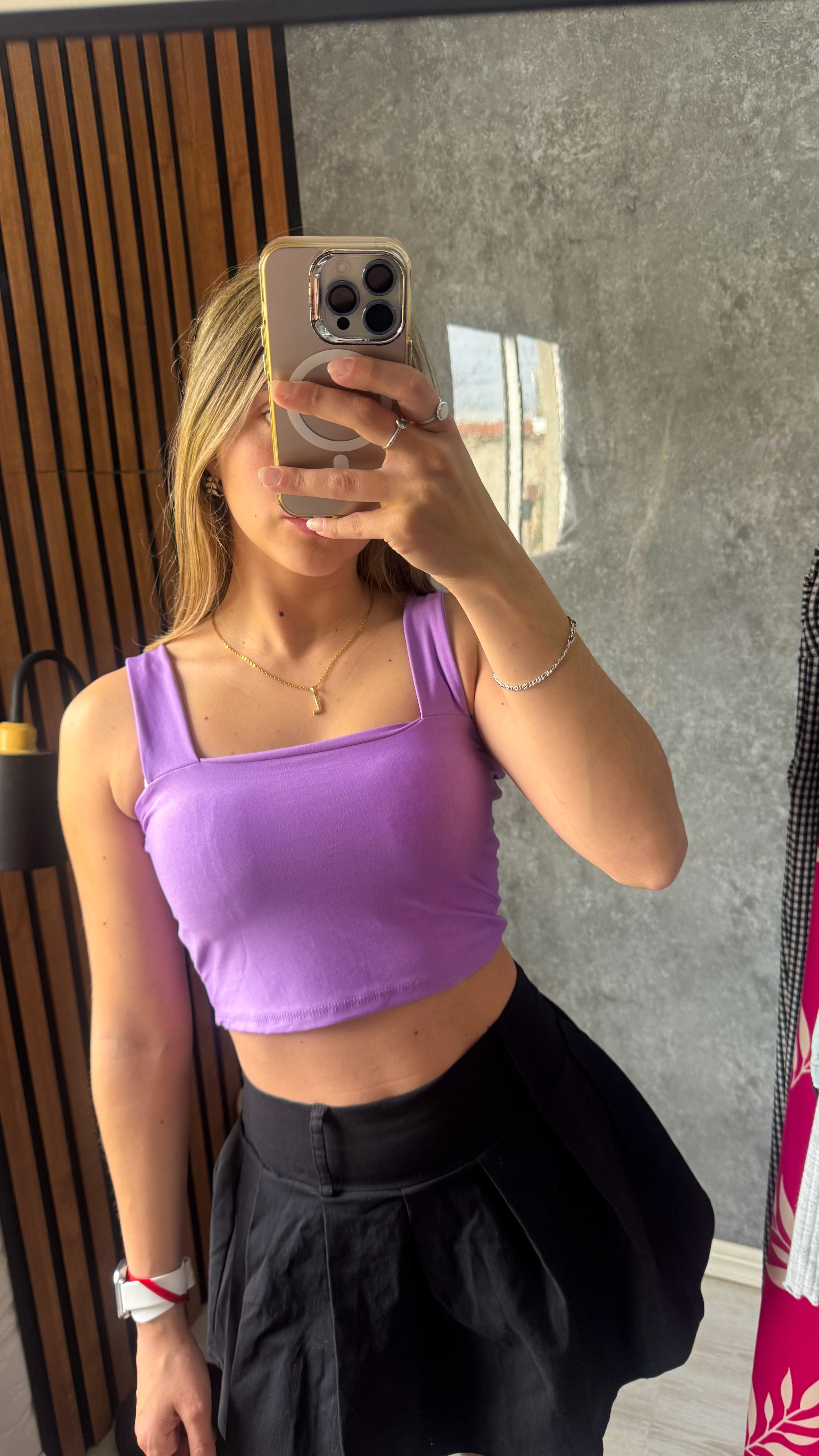 Top lila con push up