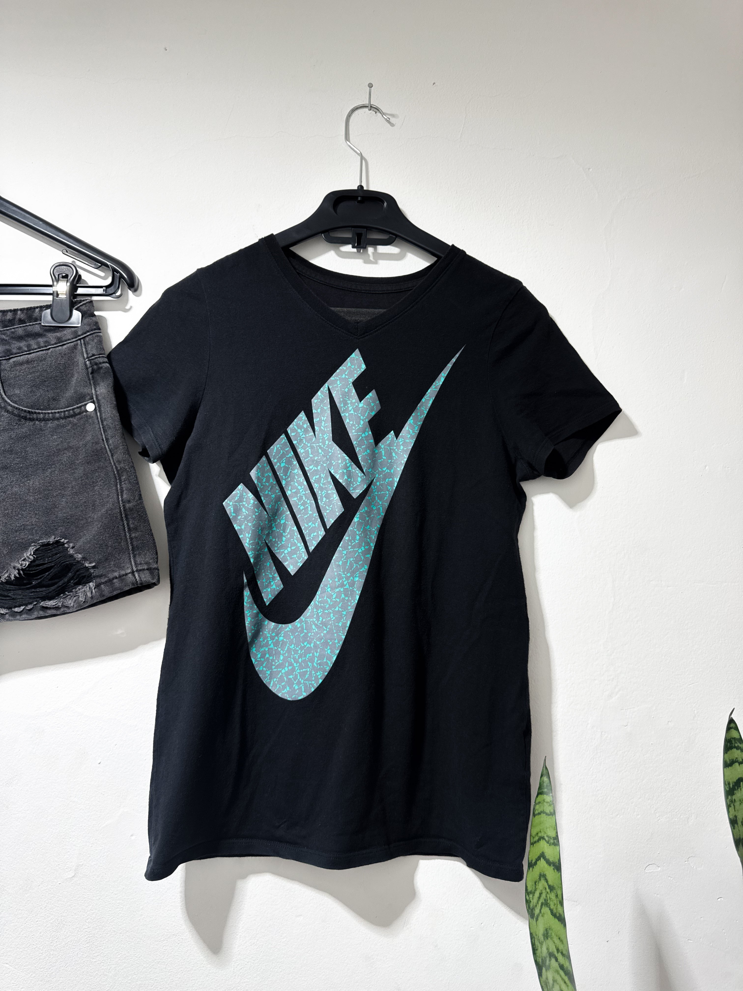 Remera Nike negra original