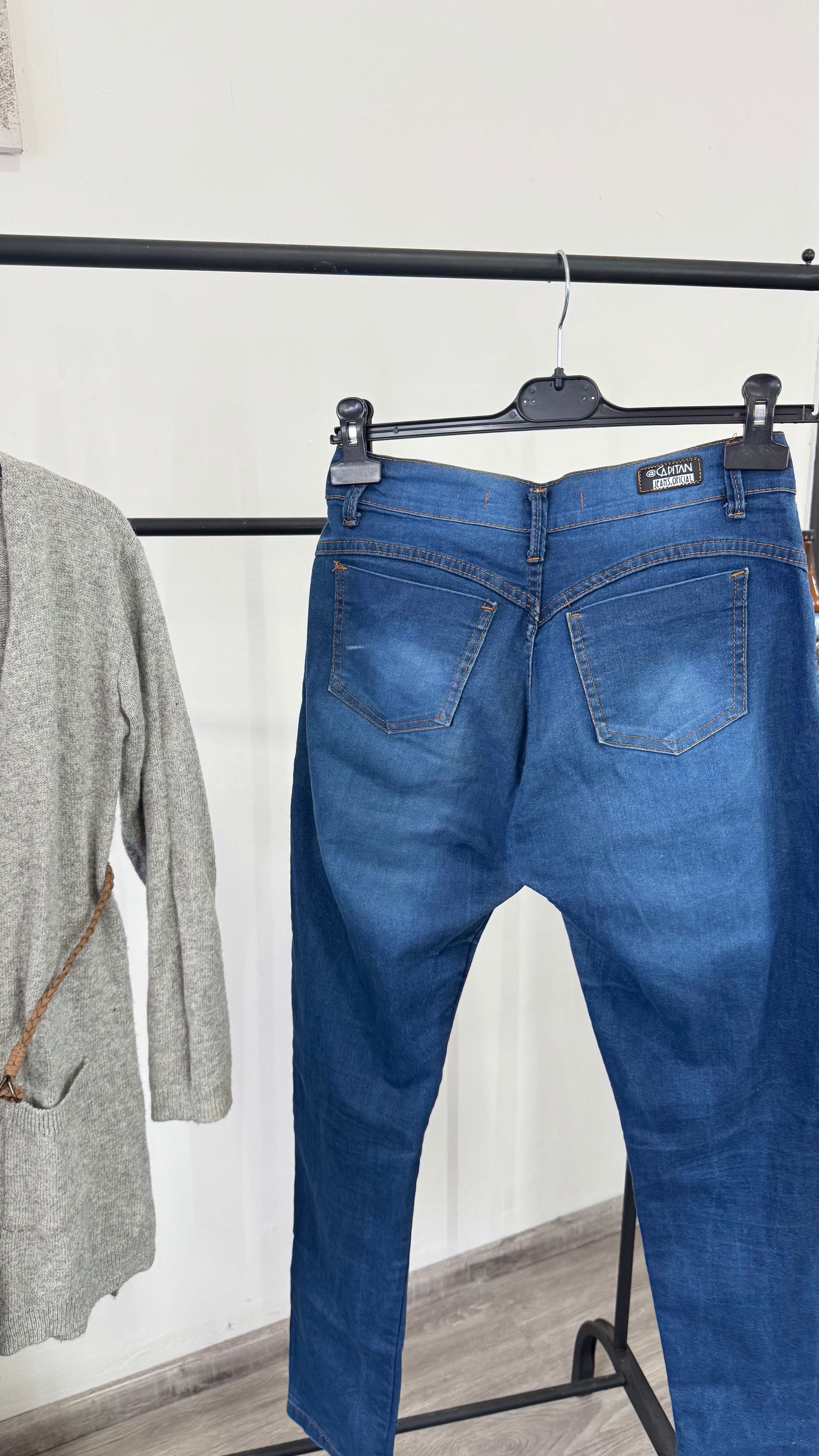 Jean talle 40 alicrado