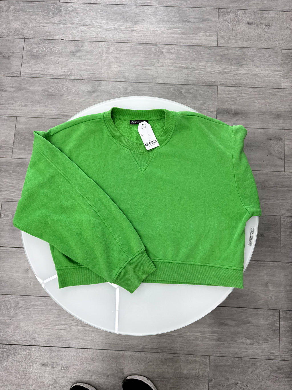 Buzo verde ZARA talle M
