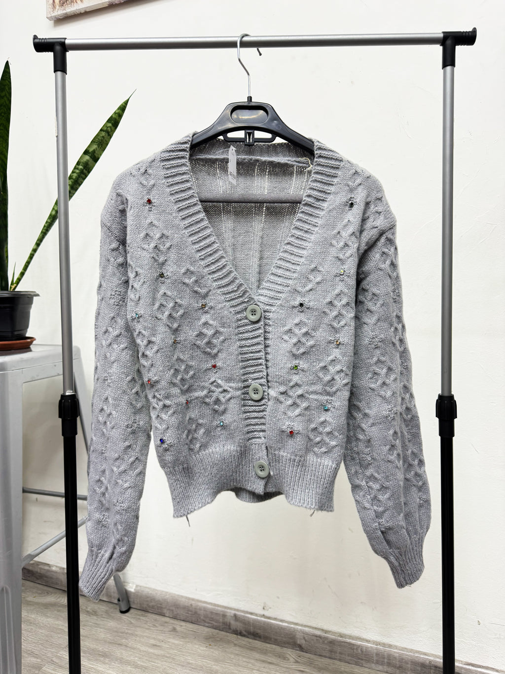 Cardigan gris con brillos