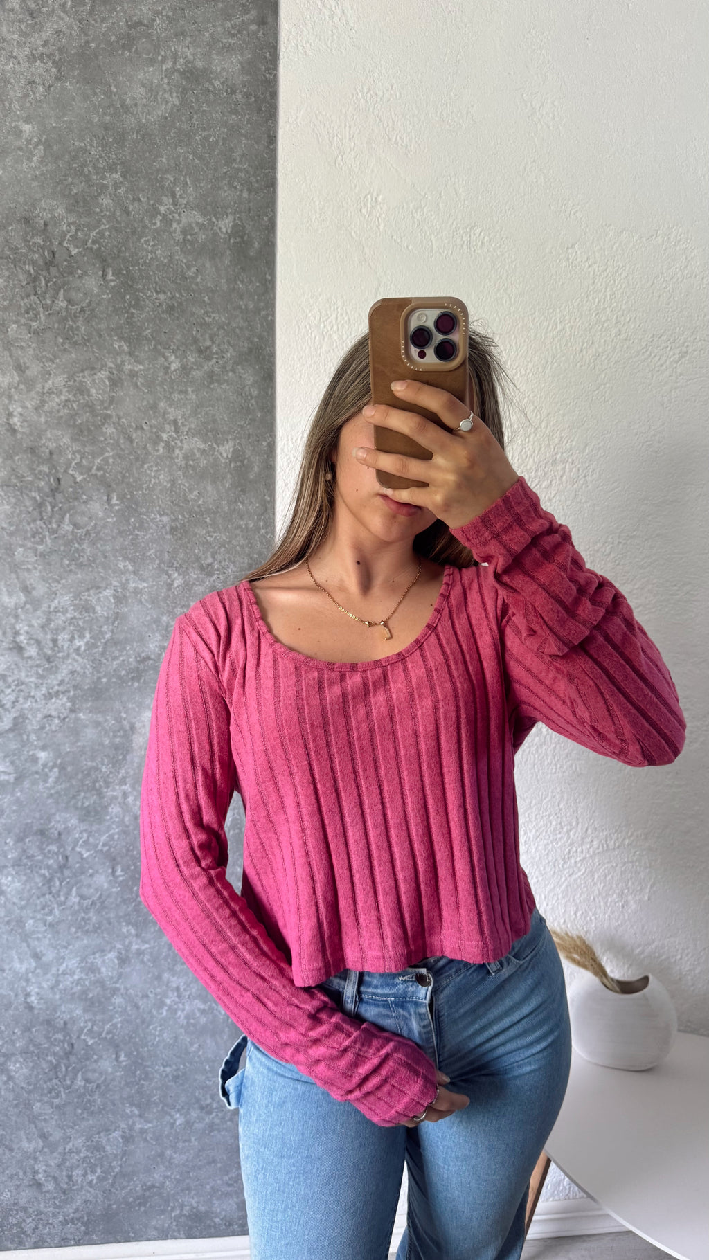 Buzo nuevo de hilo color rosa