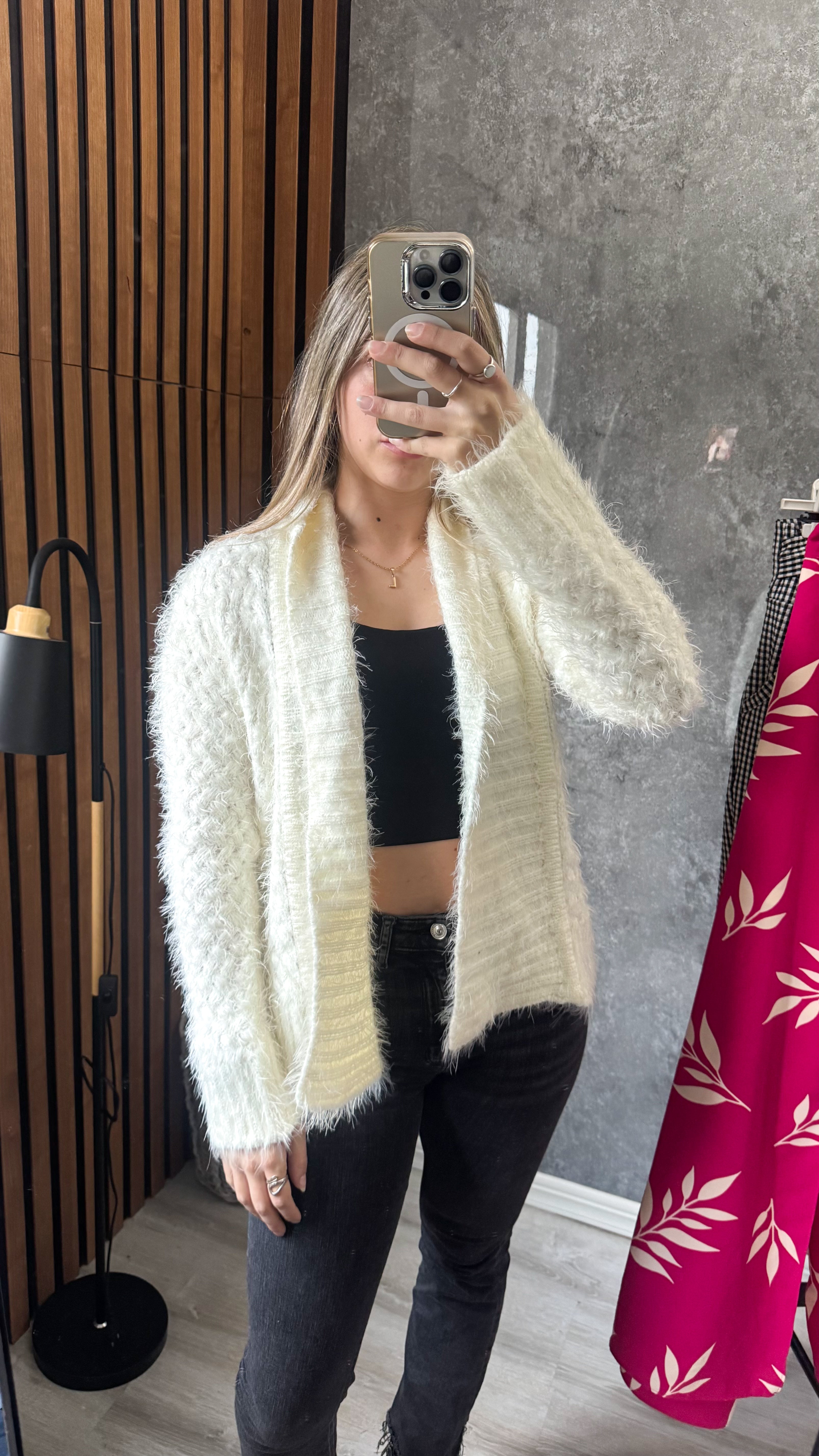 Saco peludito blanco