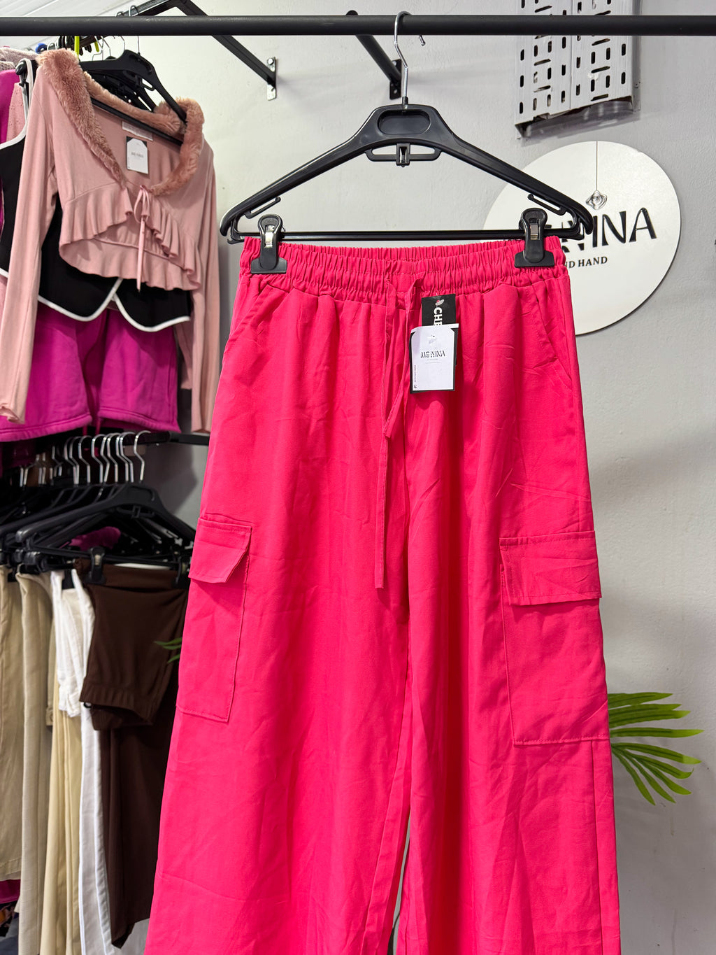 Pantalón cargo NUEVO rosado