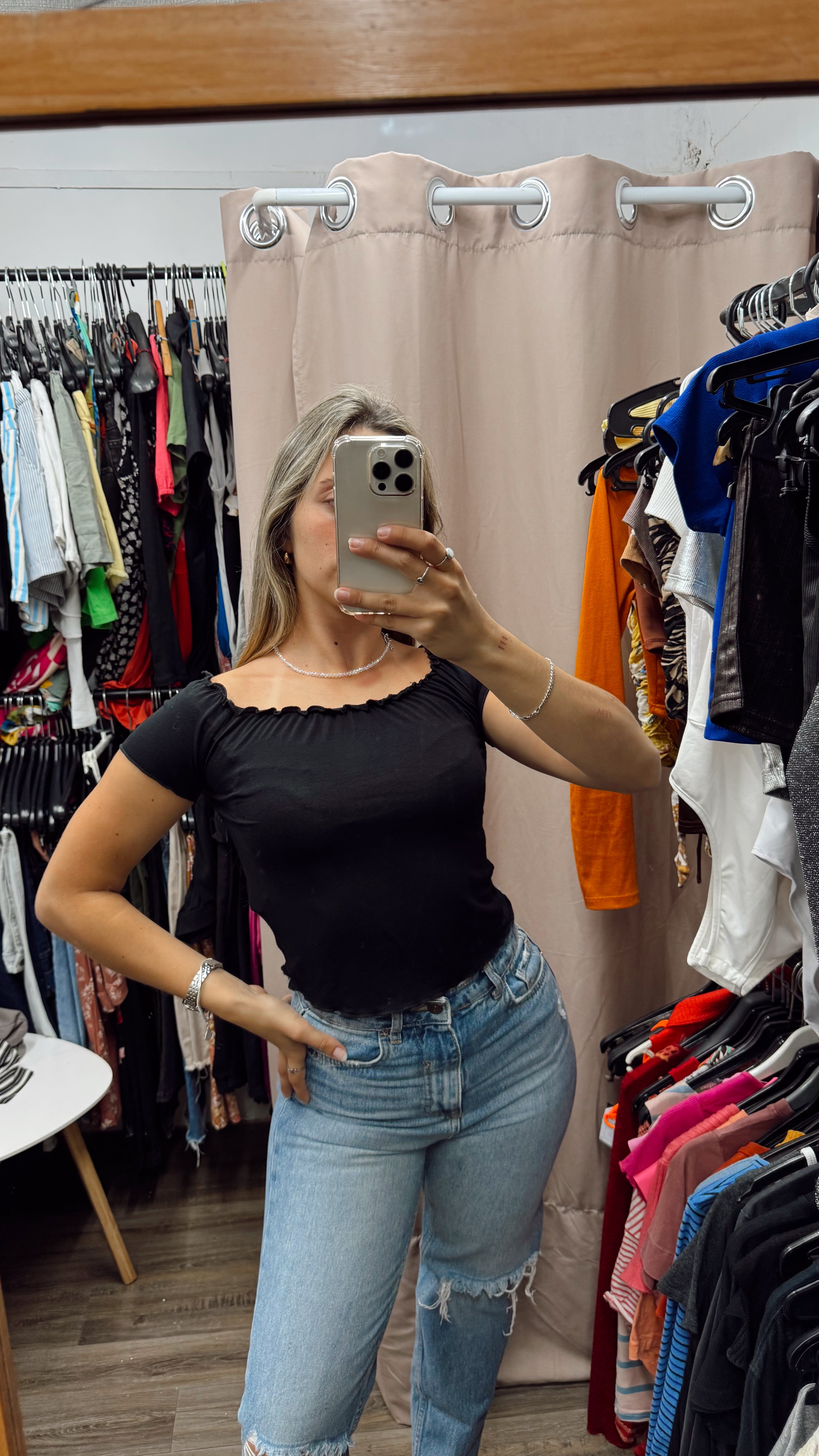 Blusa negro con frunce