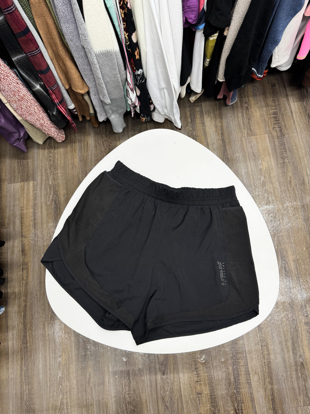 Short deportivo con calza abajo