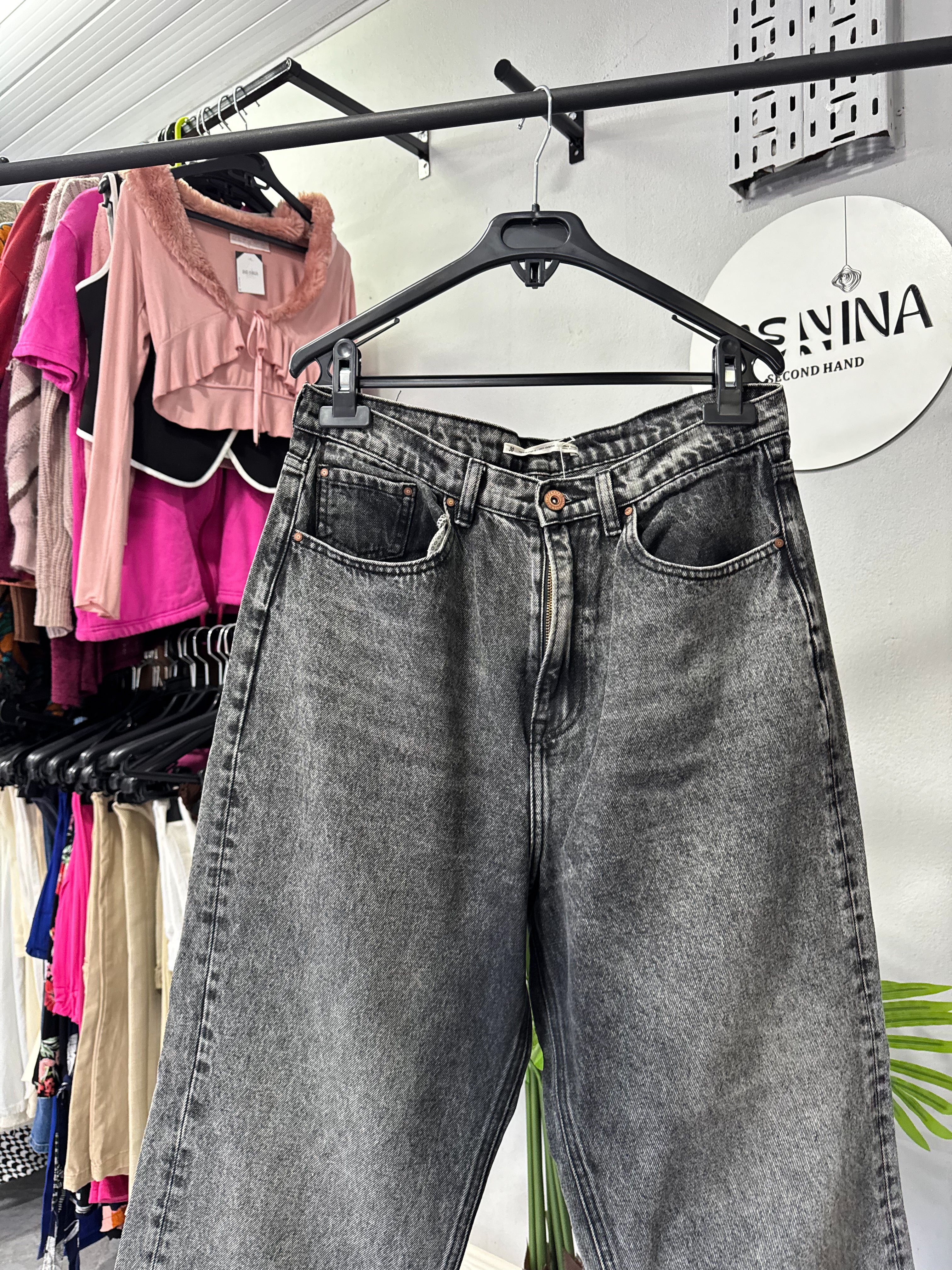Jean ancho negro jaspeado talle 44
