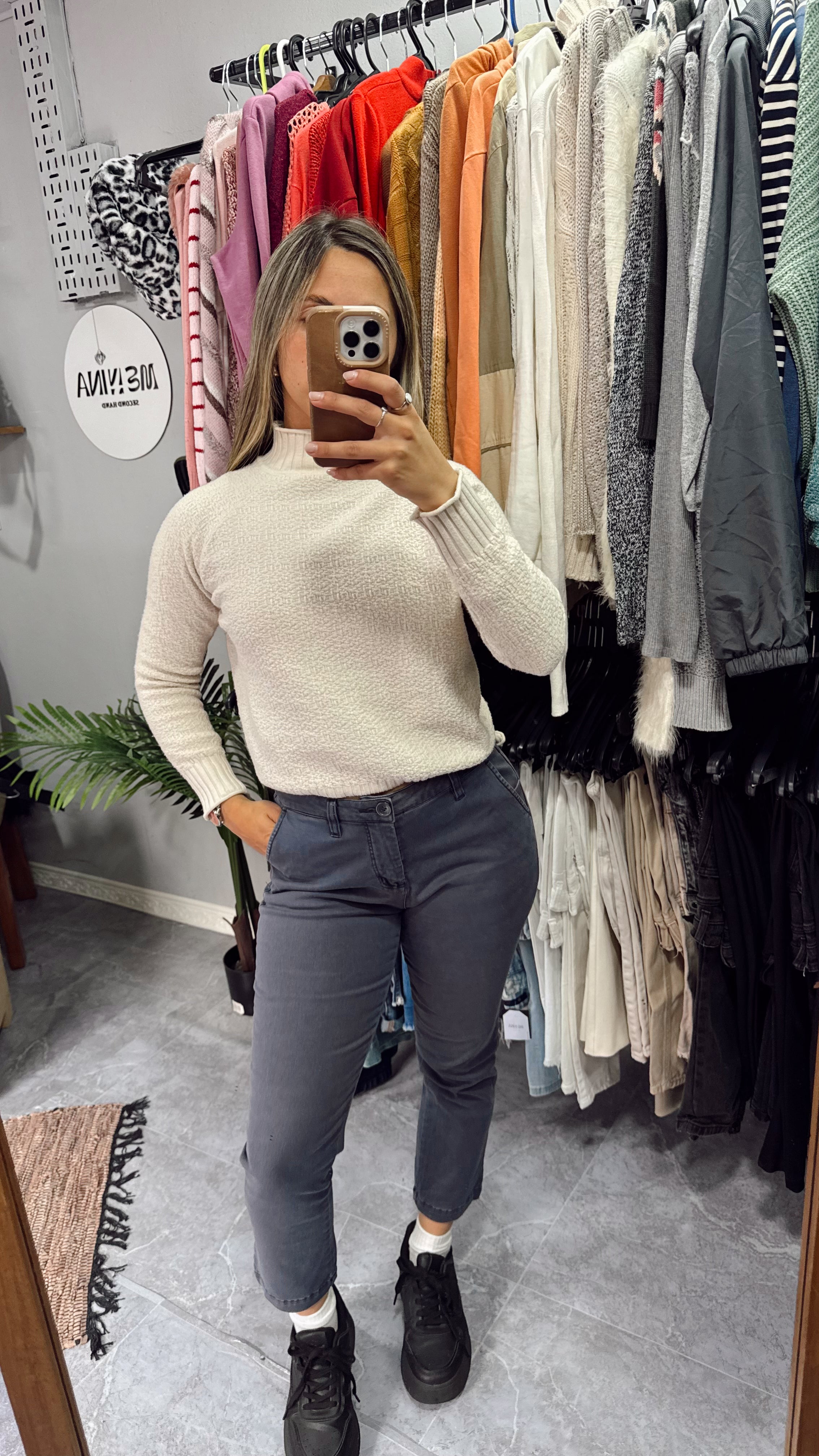 Pantalon azul de oficina