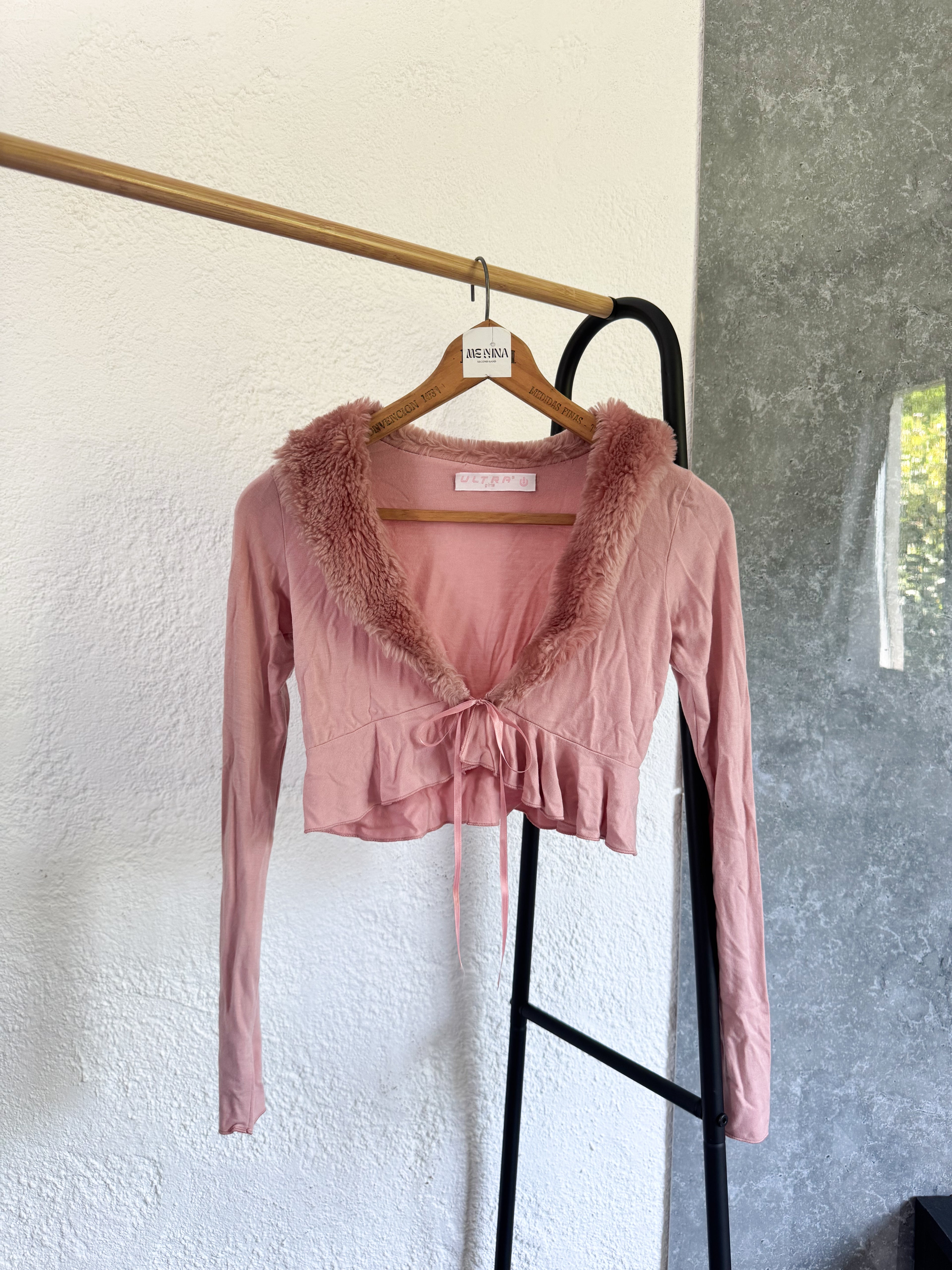 Saquito rosa con cinta adelante