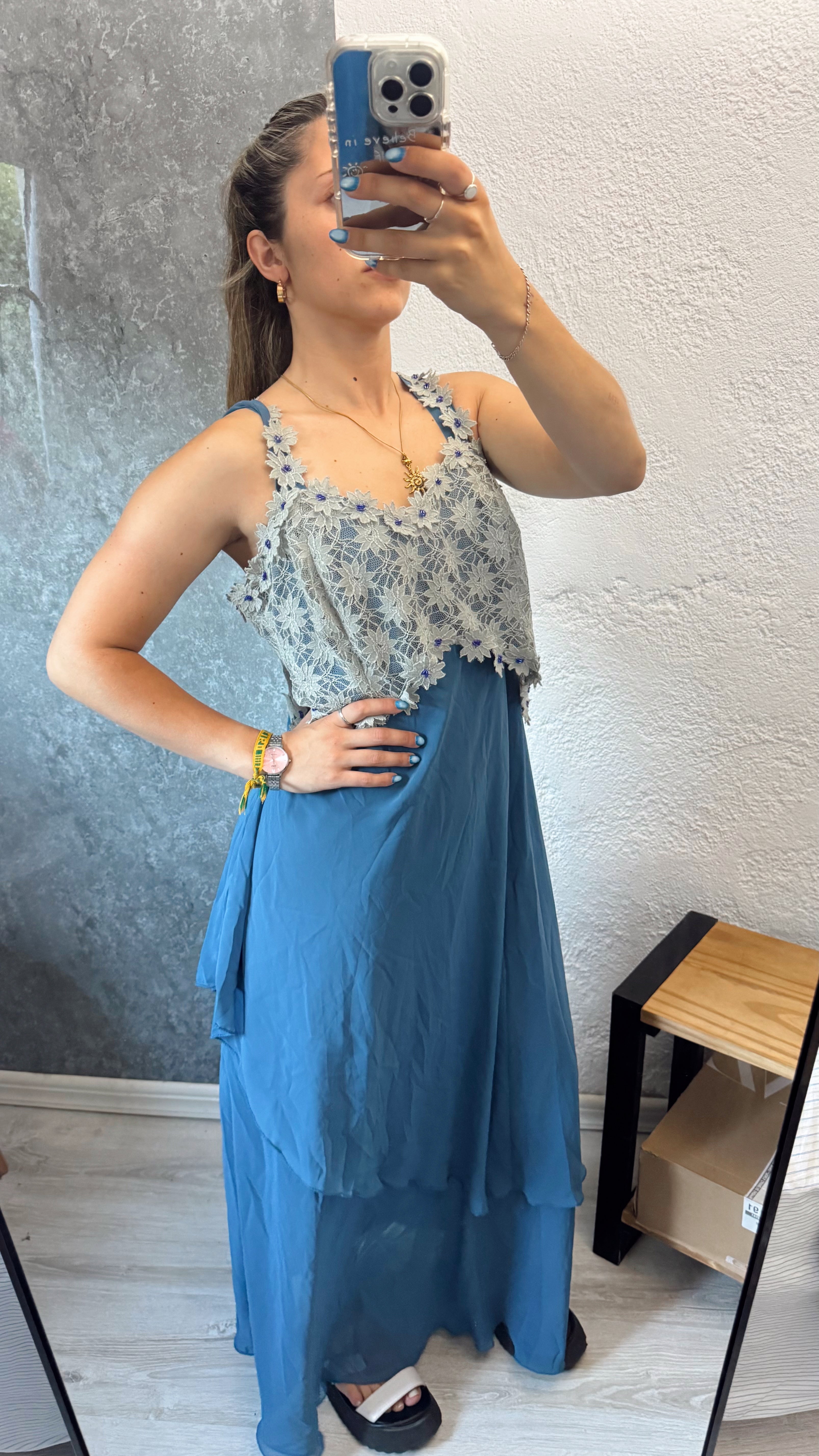 Vestido talle M celeste, de fiesta