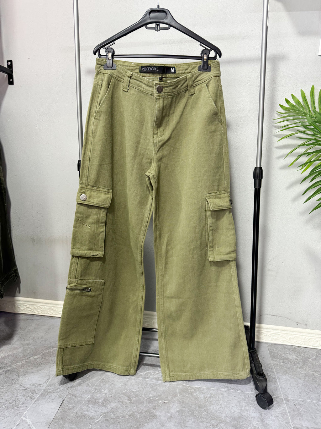 Pantalón cargo NUEVO verde