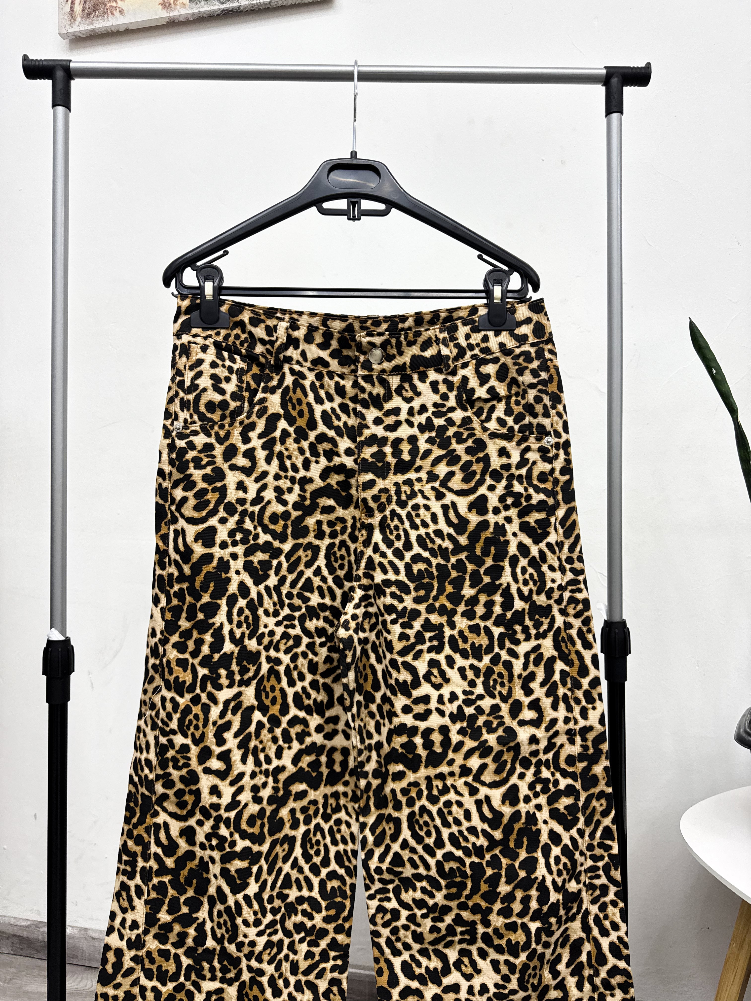 Pantalón animal print
