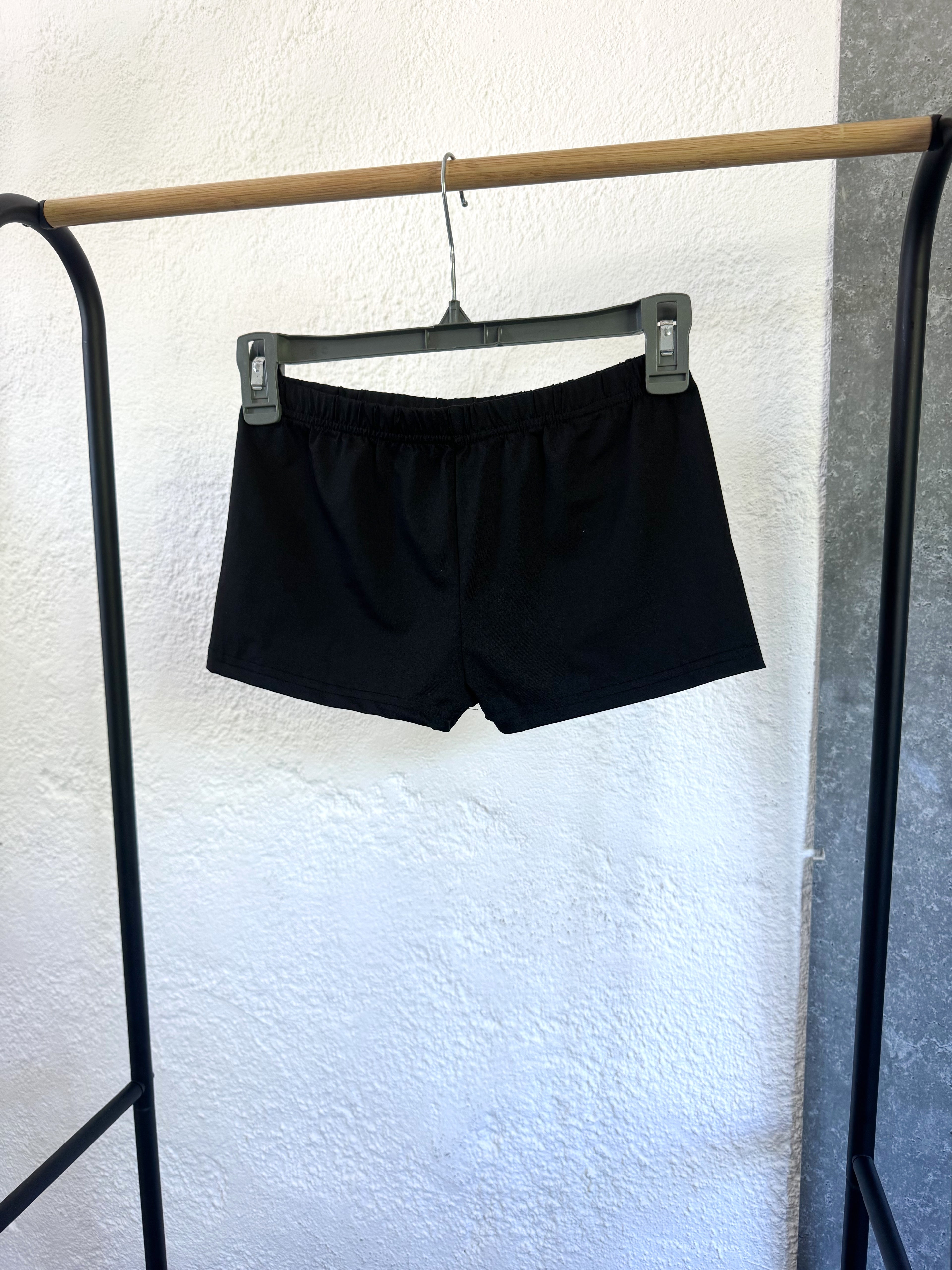 Micro short negro alicrado