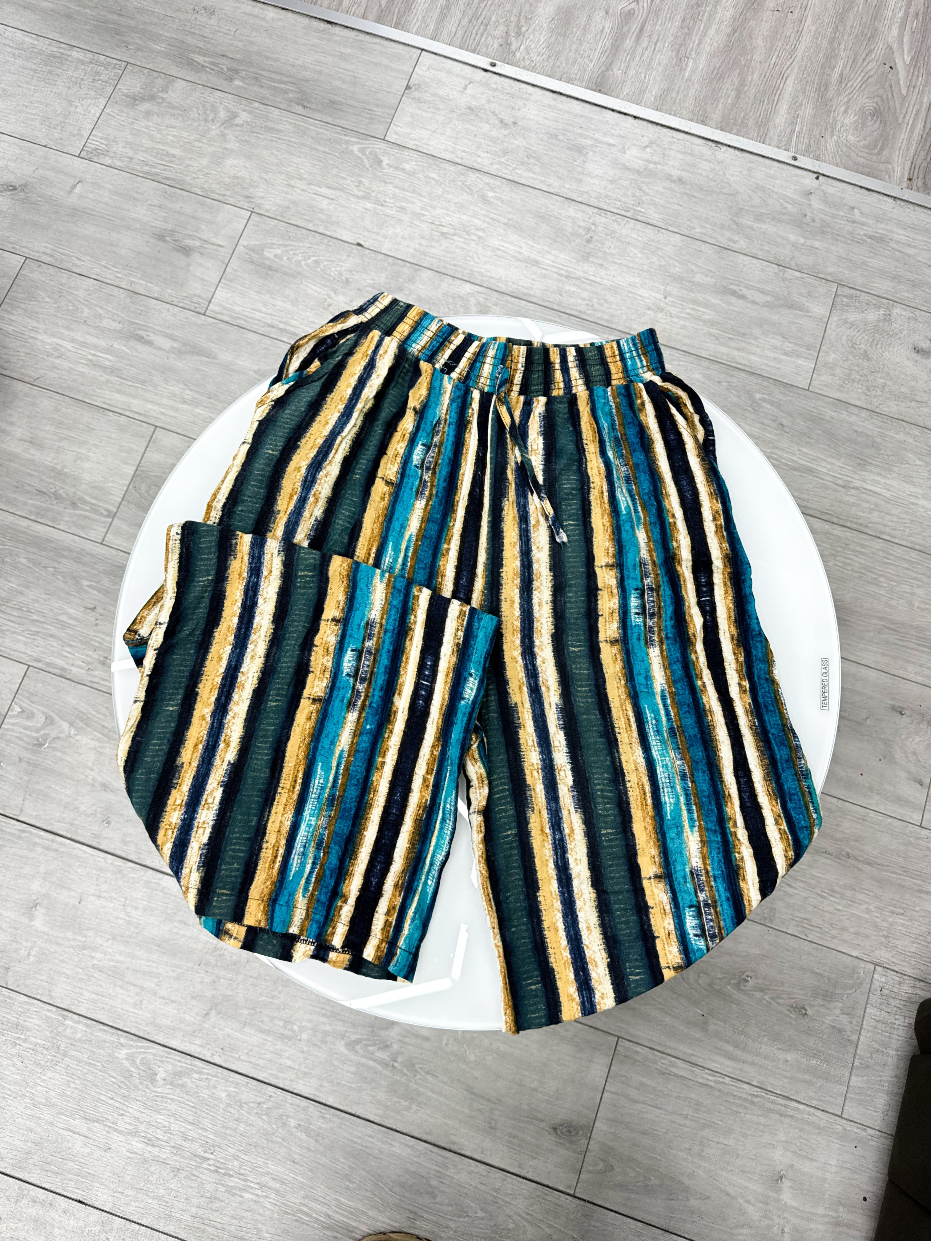 Pantalón a rayas ancho talle S/M con bolsillos