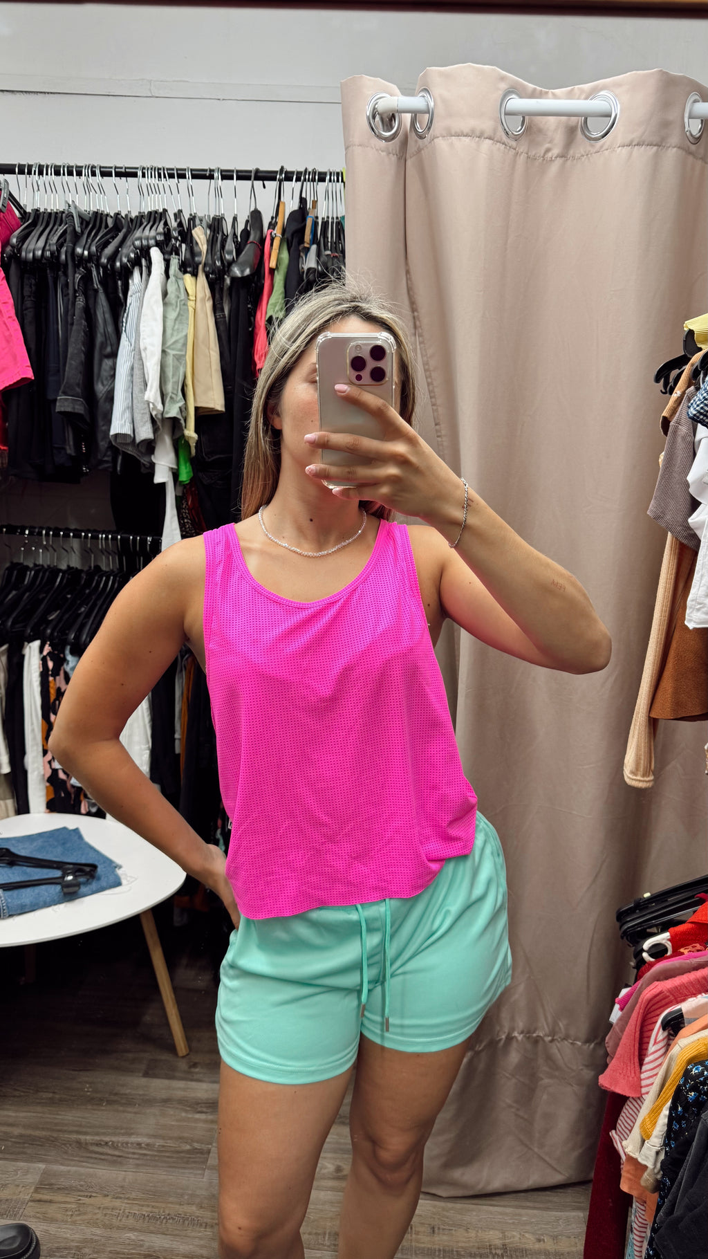 Musculosa deportiva rosada Dryfit