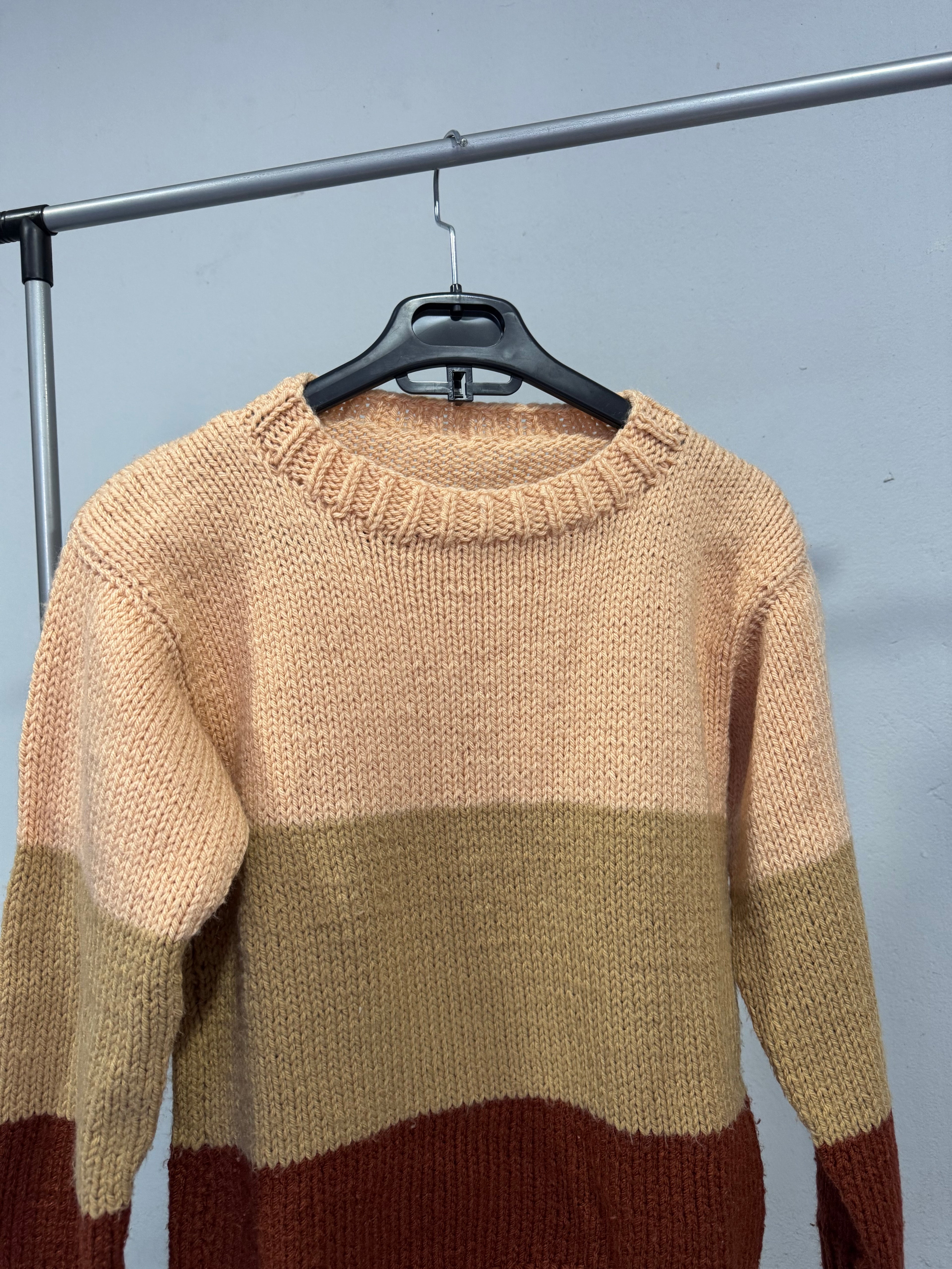 Buzo tricolor talle S