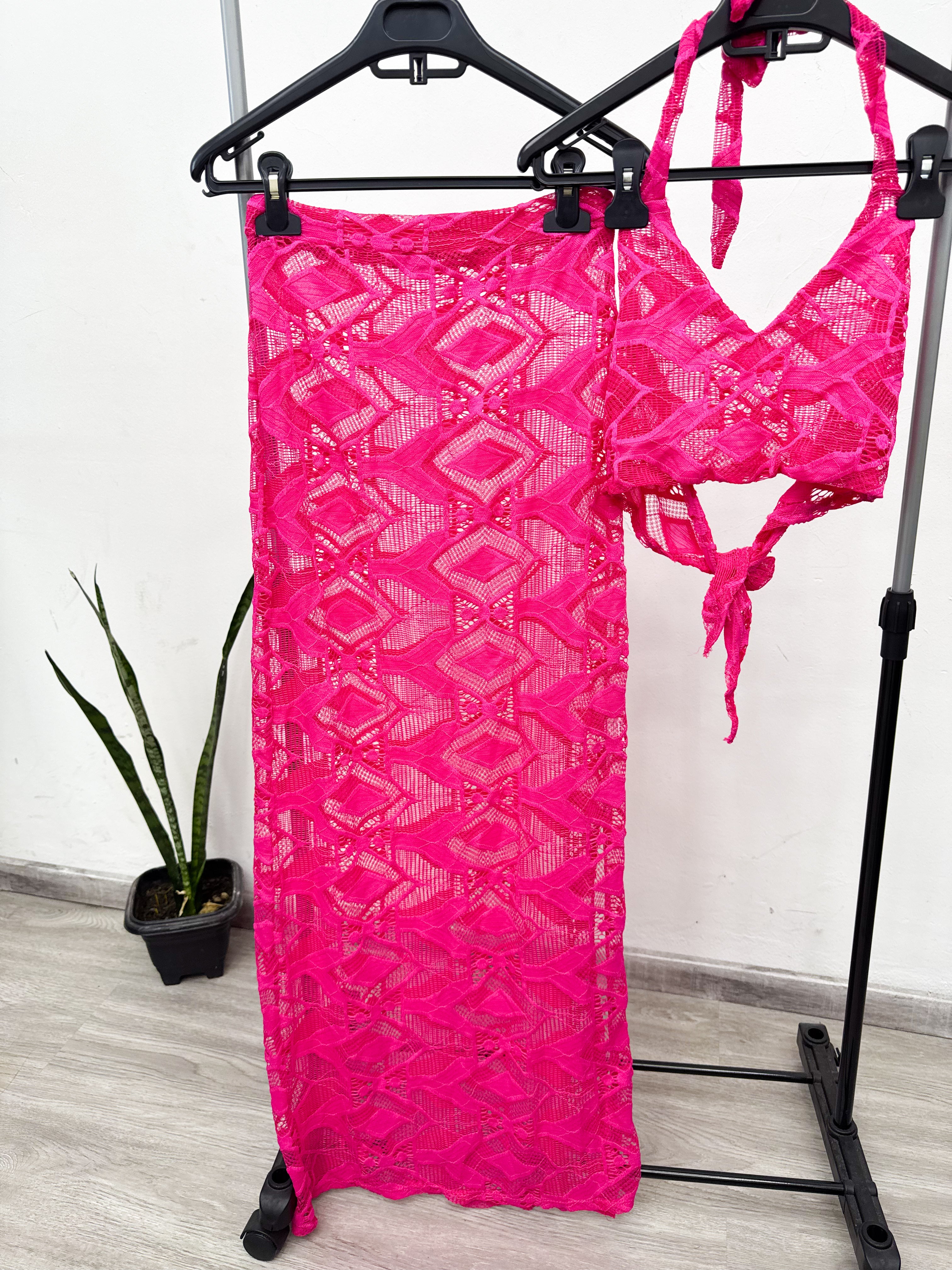 Conjunto rosa top+pollera larga