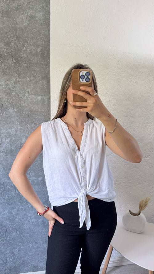 Blusa de nudo blanca