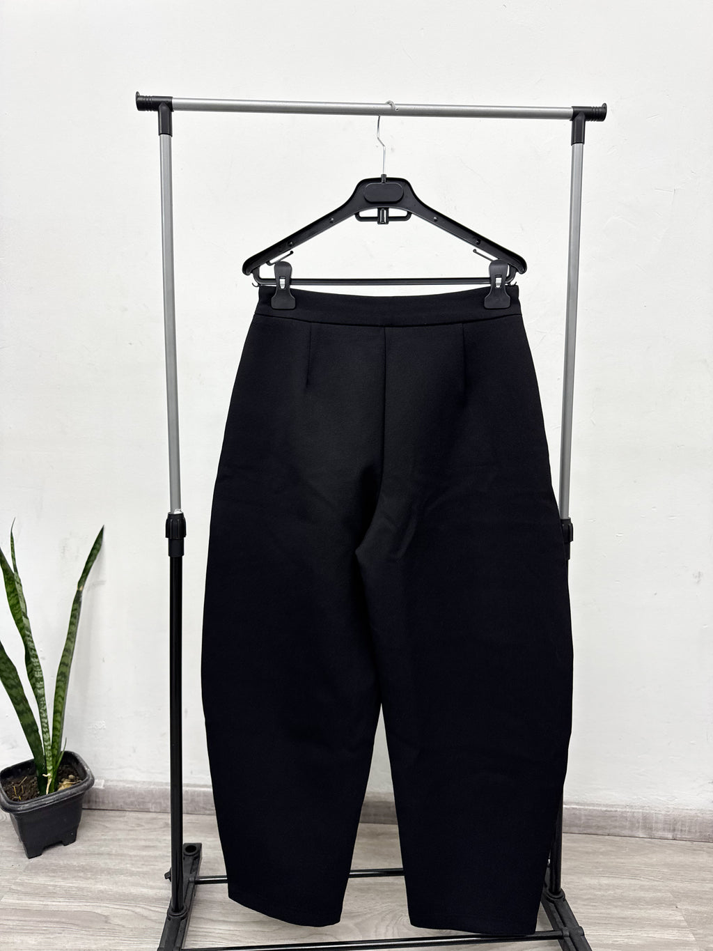 Pantalón negro ancho NUEVO