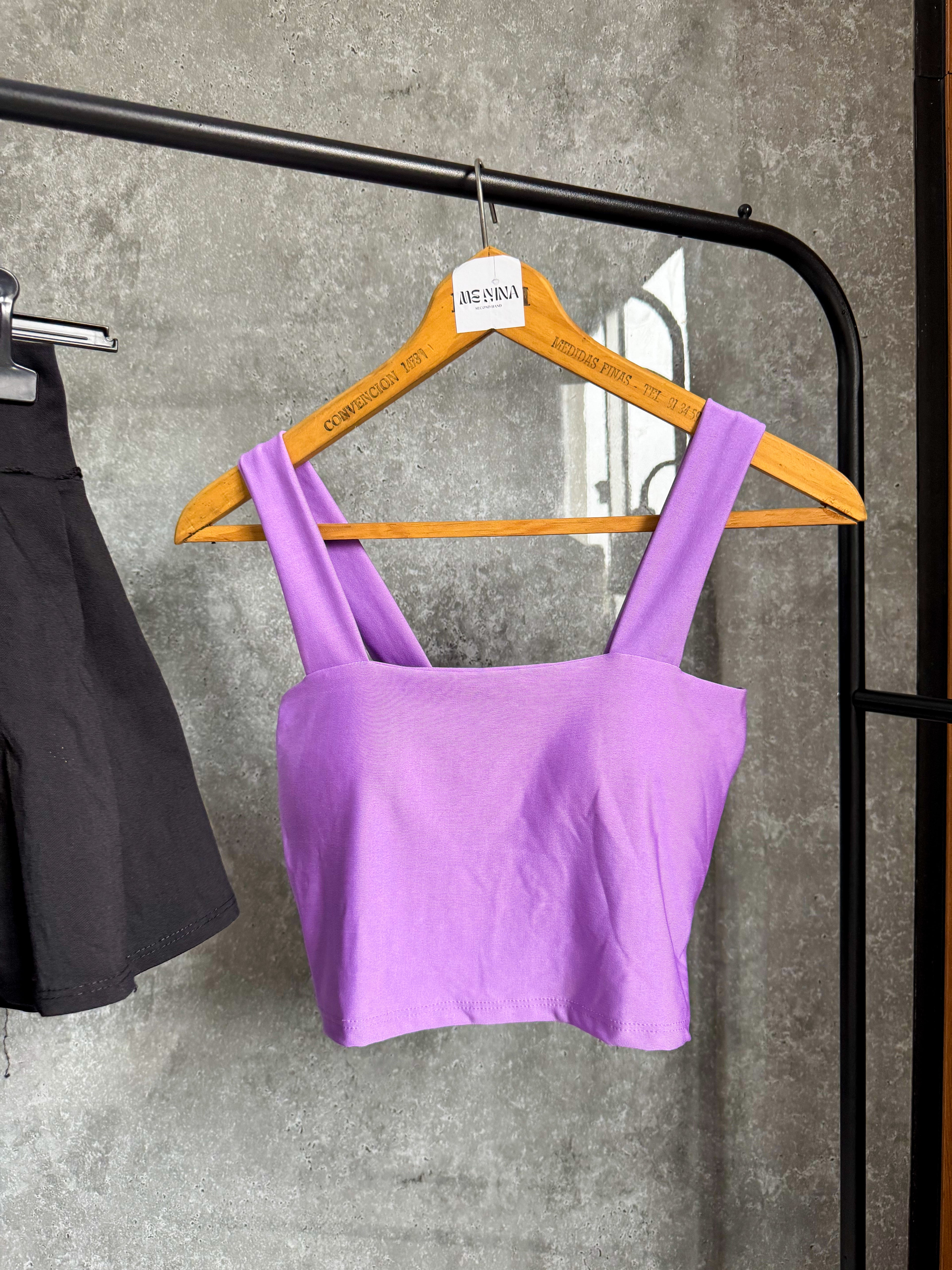 Top lila con push up