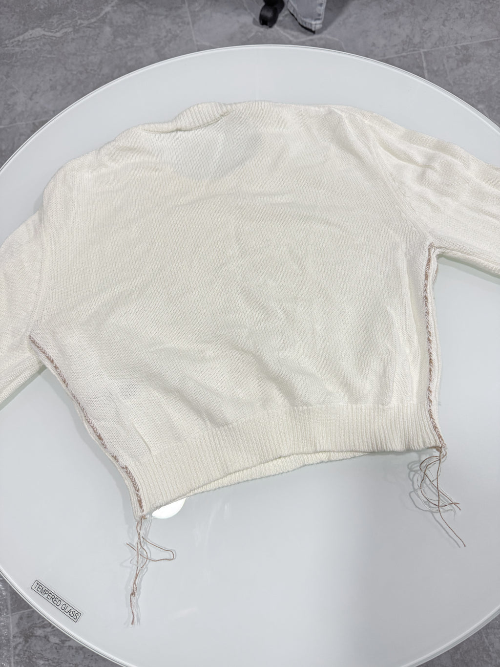 Buzo crop ZARA de hilo blanco