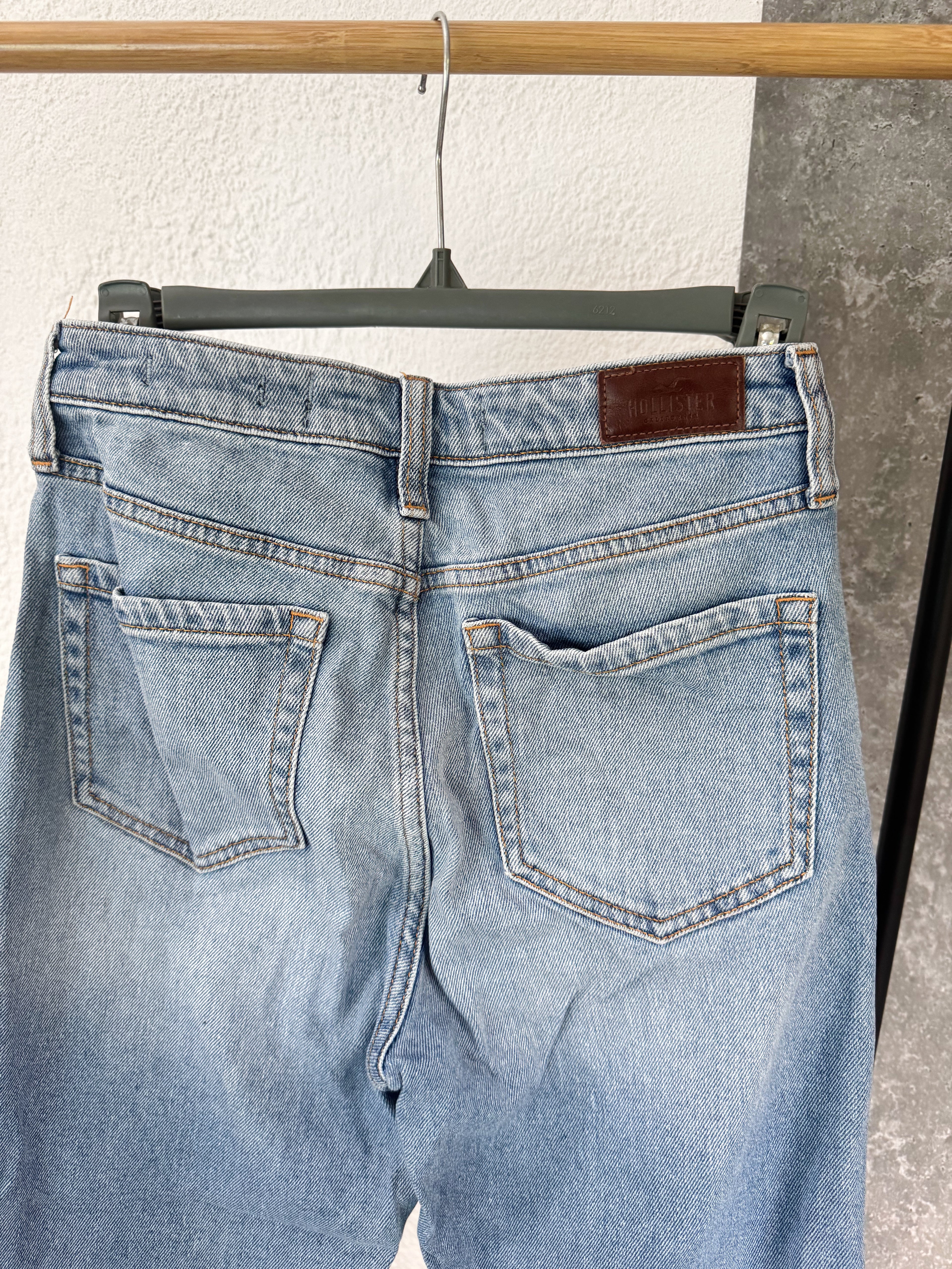 Jean Hollister talle 26