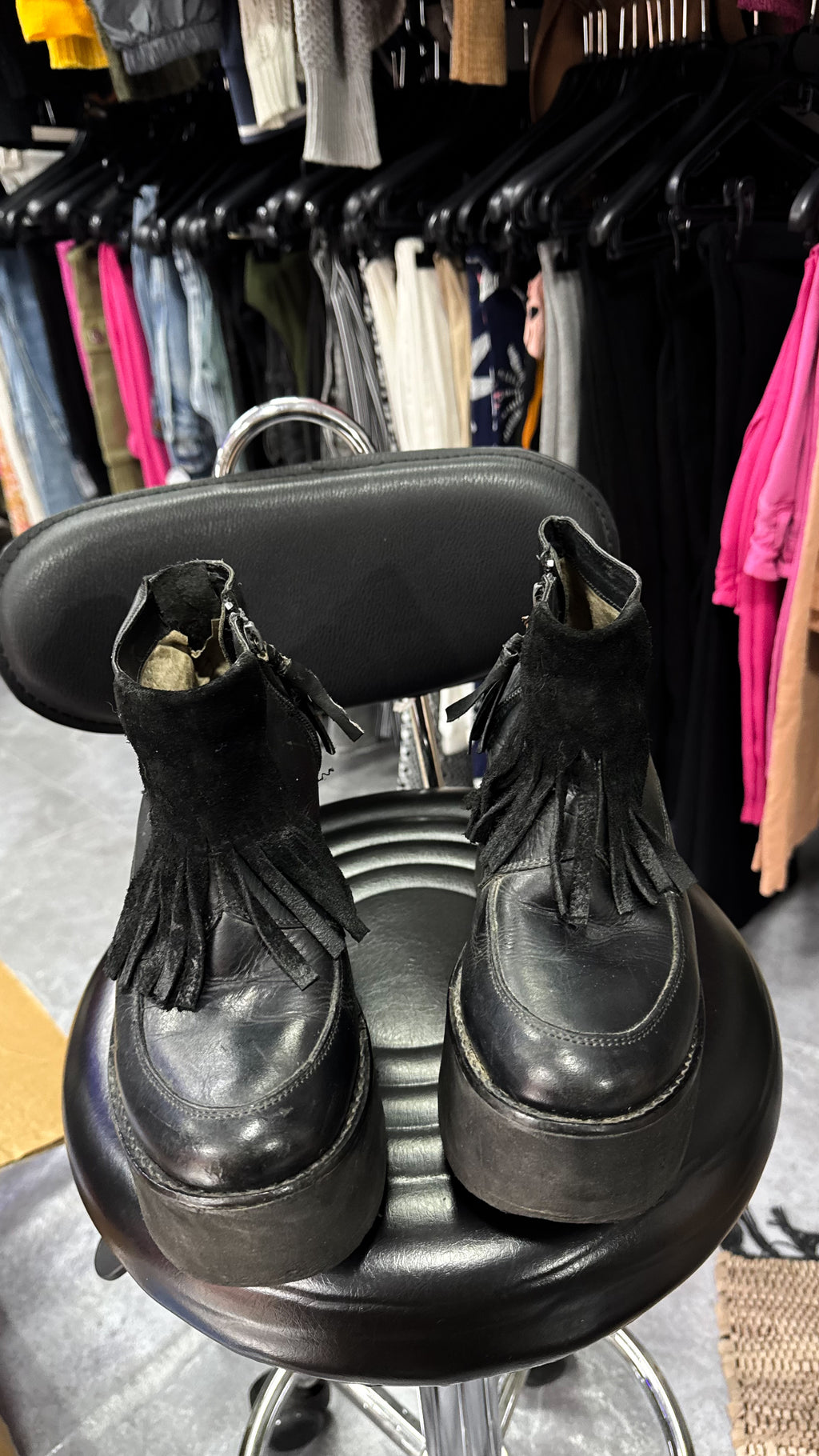 Botas cuero negras de taco