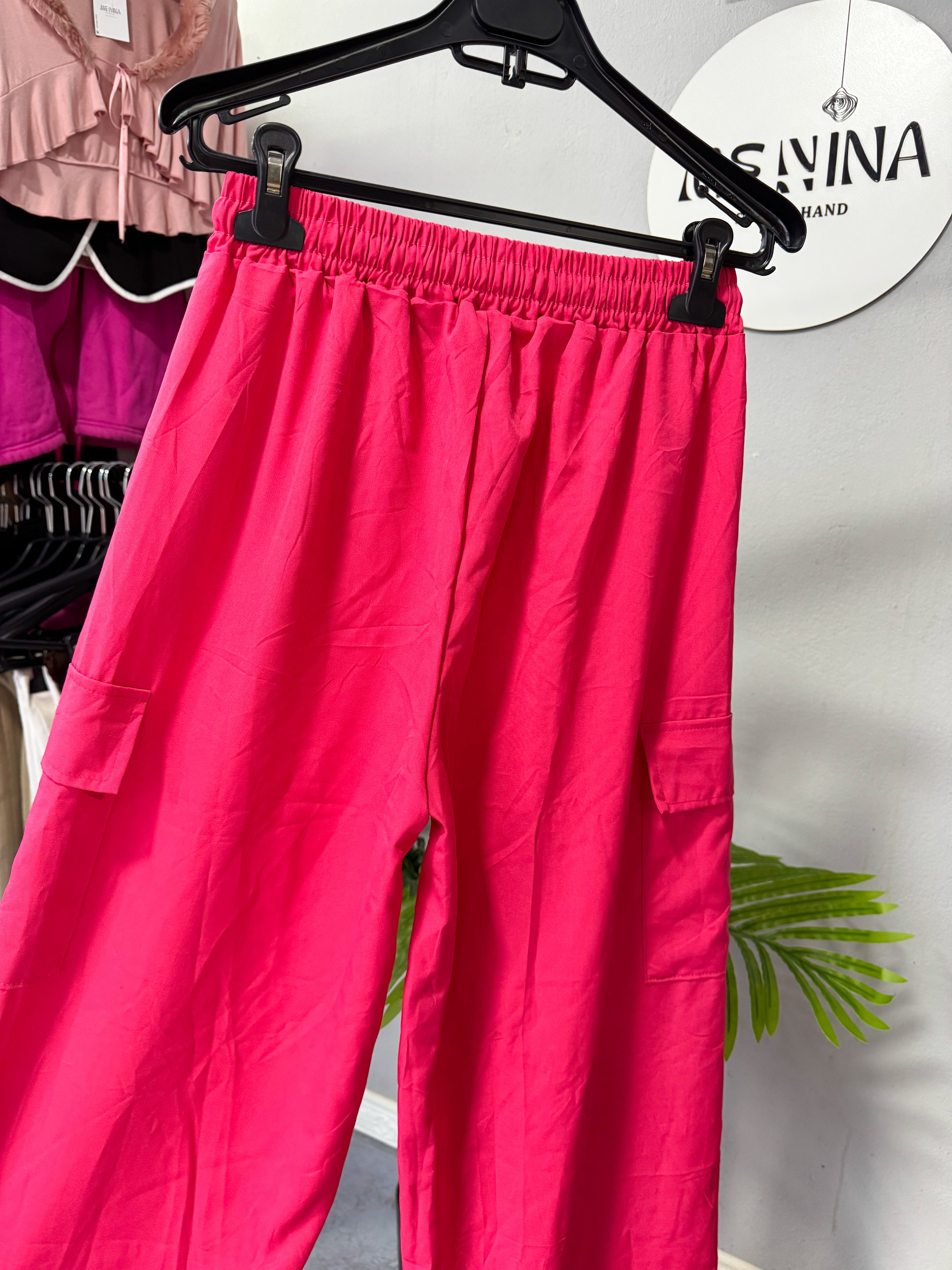 Pantalón cargo NUEVO rosado