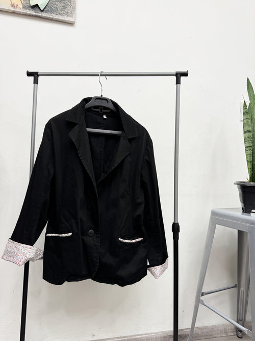 Blazer negro larguito