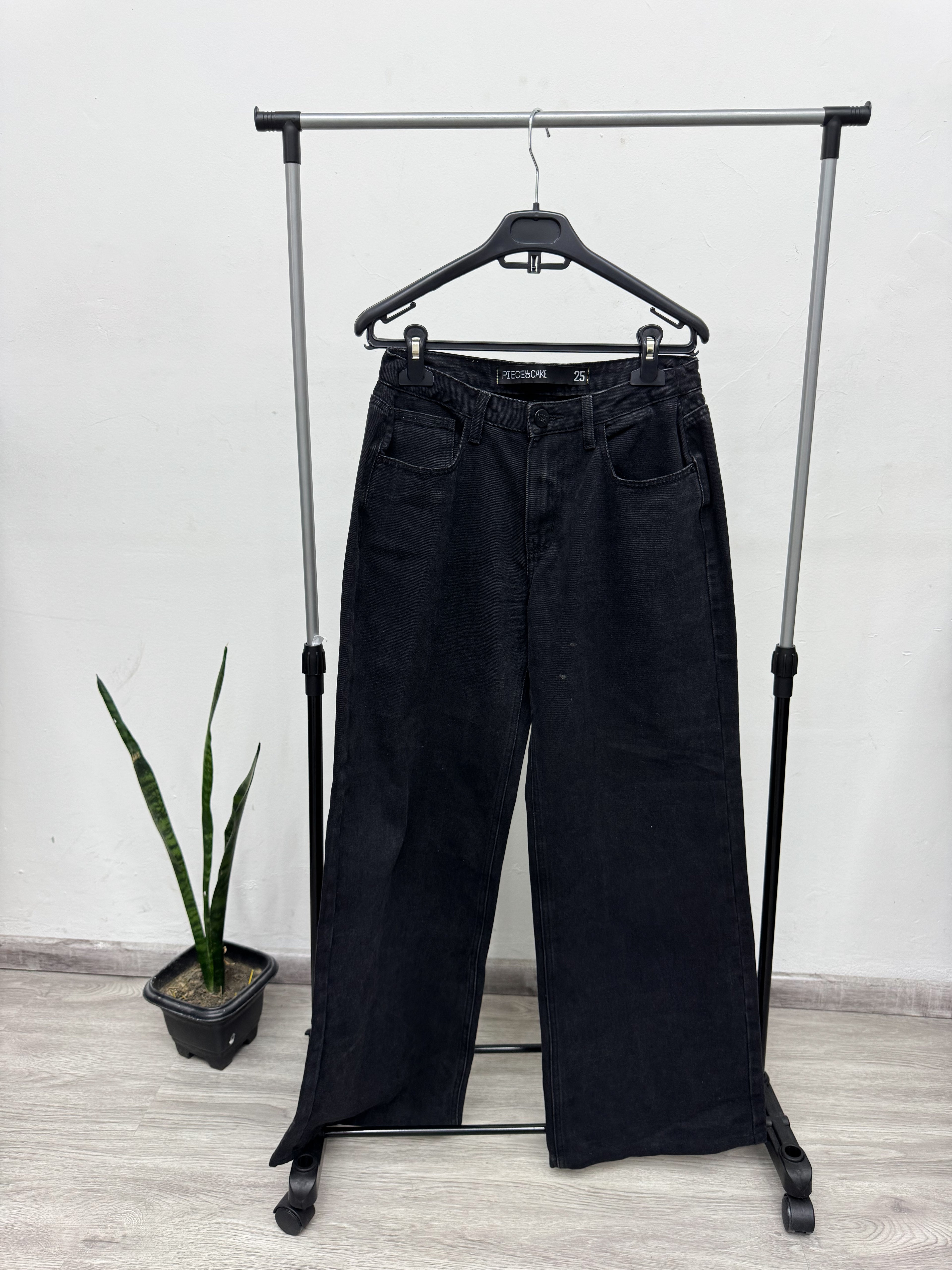 Jean negro Piece of Cake