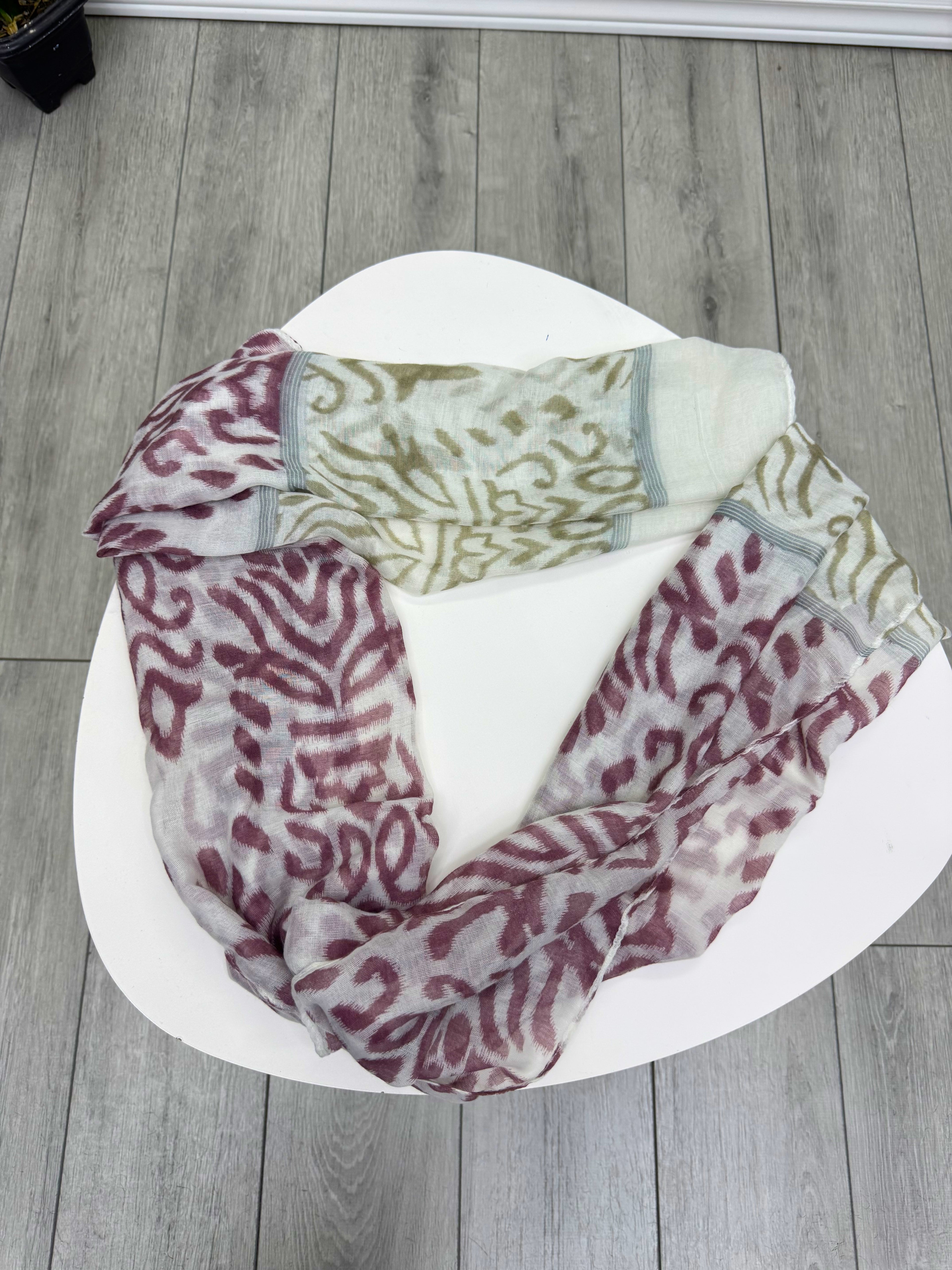 Chalina animal print